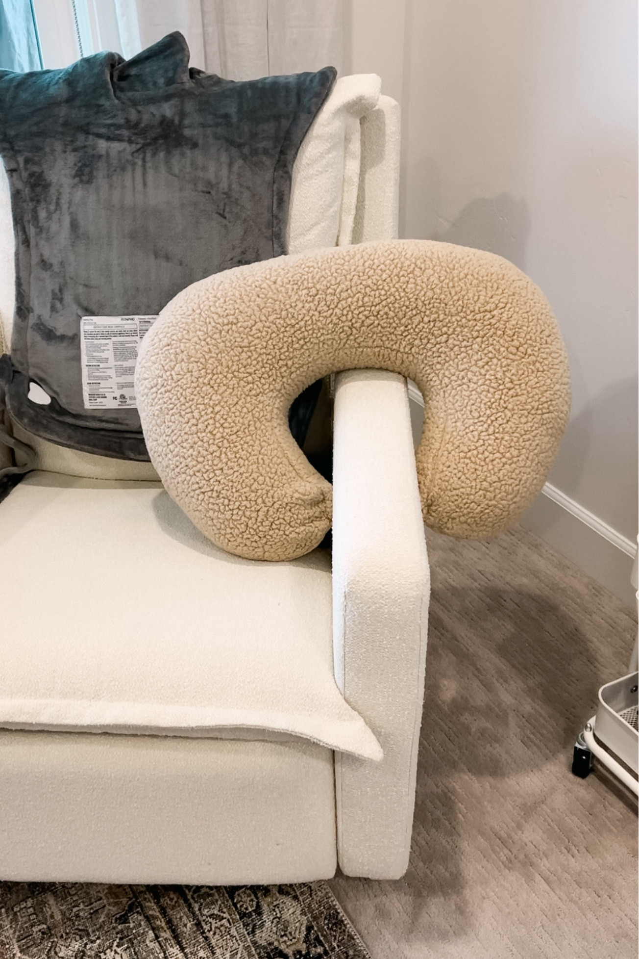 The coziest essentials for feeding time (this heating pad really help soothe my sore shoulders!) 

#LTKfamily #LTKbaby #LTKbump