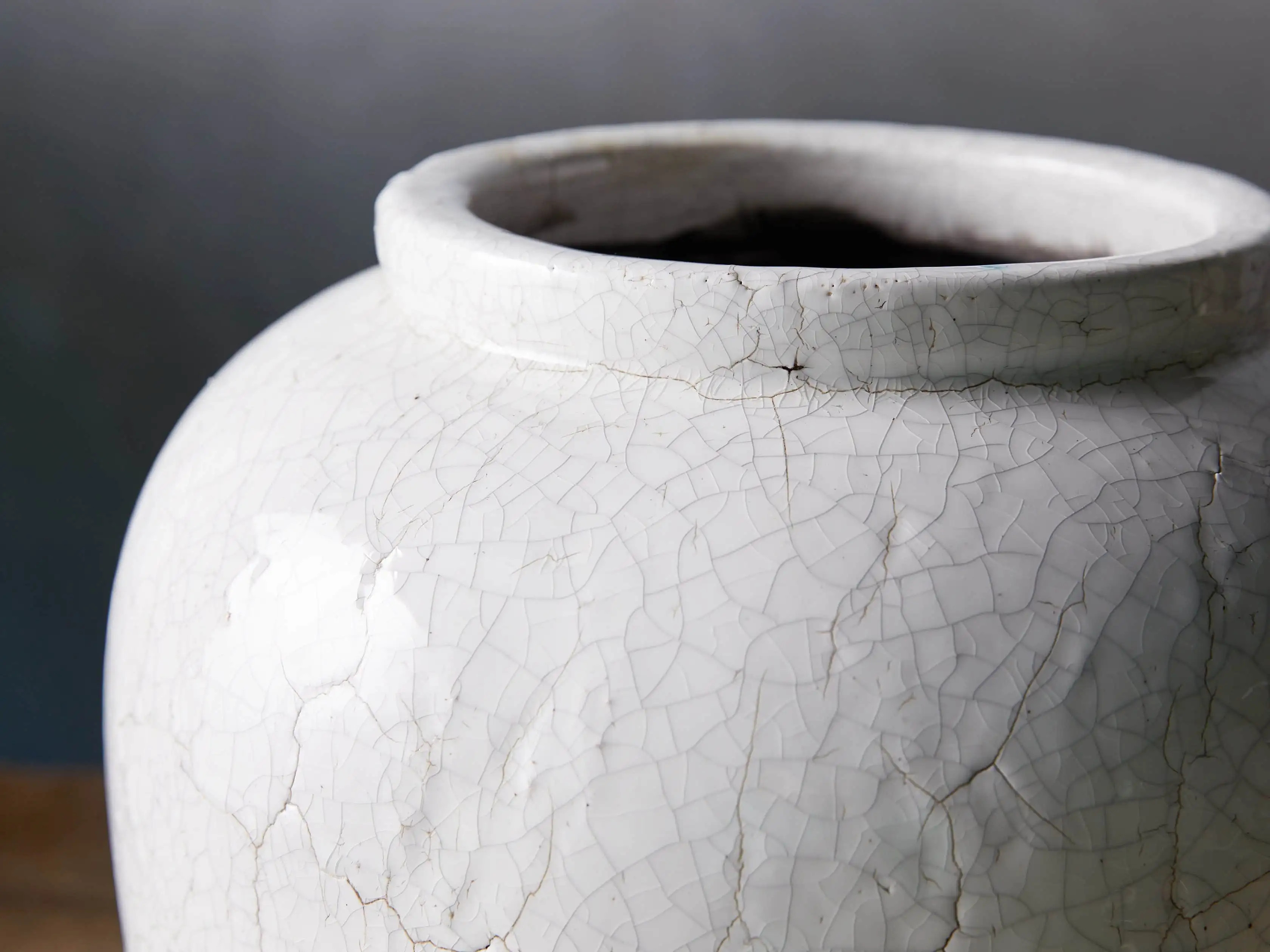 Santorini Urn in White | Arhaus