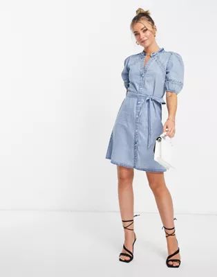 Lipsy – Vorn gebundenes Denim-Etuikleid in Blau mit Ballonärmeln | ASOS (Global)