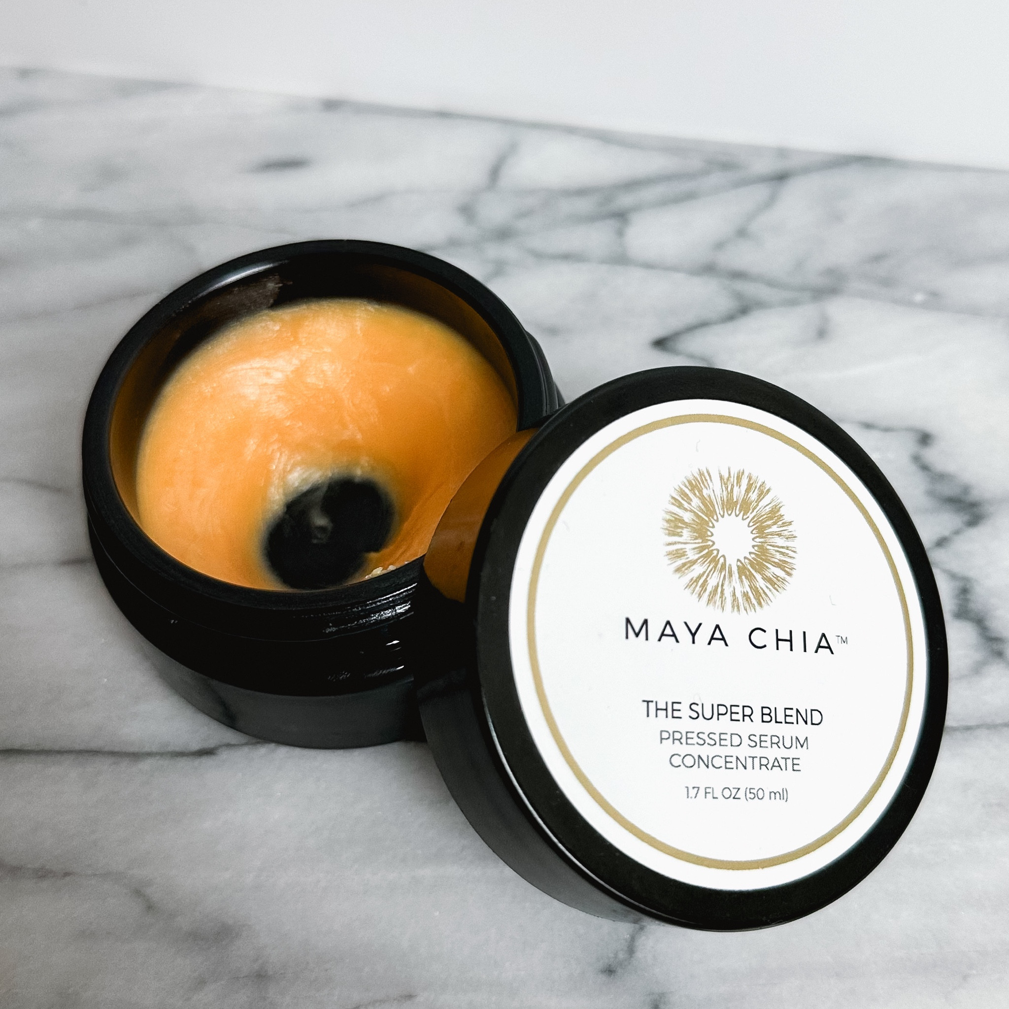 Read the full review of Maya Chia Super Blend on IG @thingsbloggersliedabout!