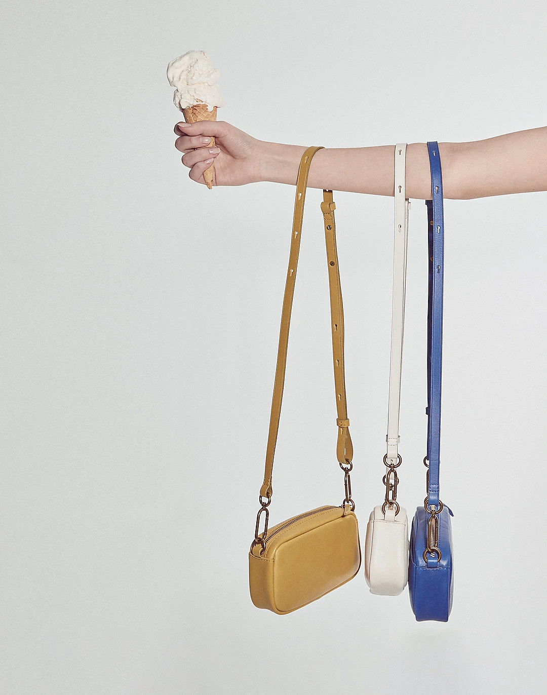 The Leather Carabiner Mini Crossbody Bag | Madewell