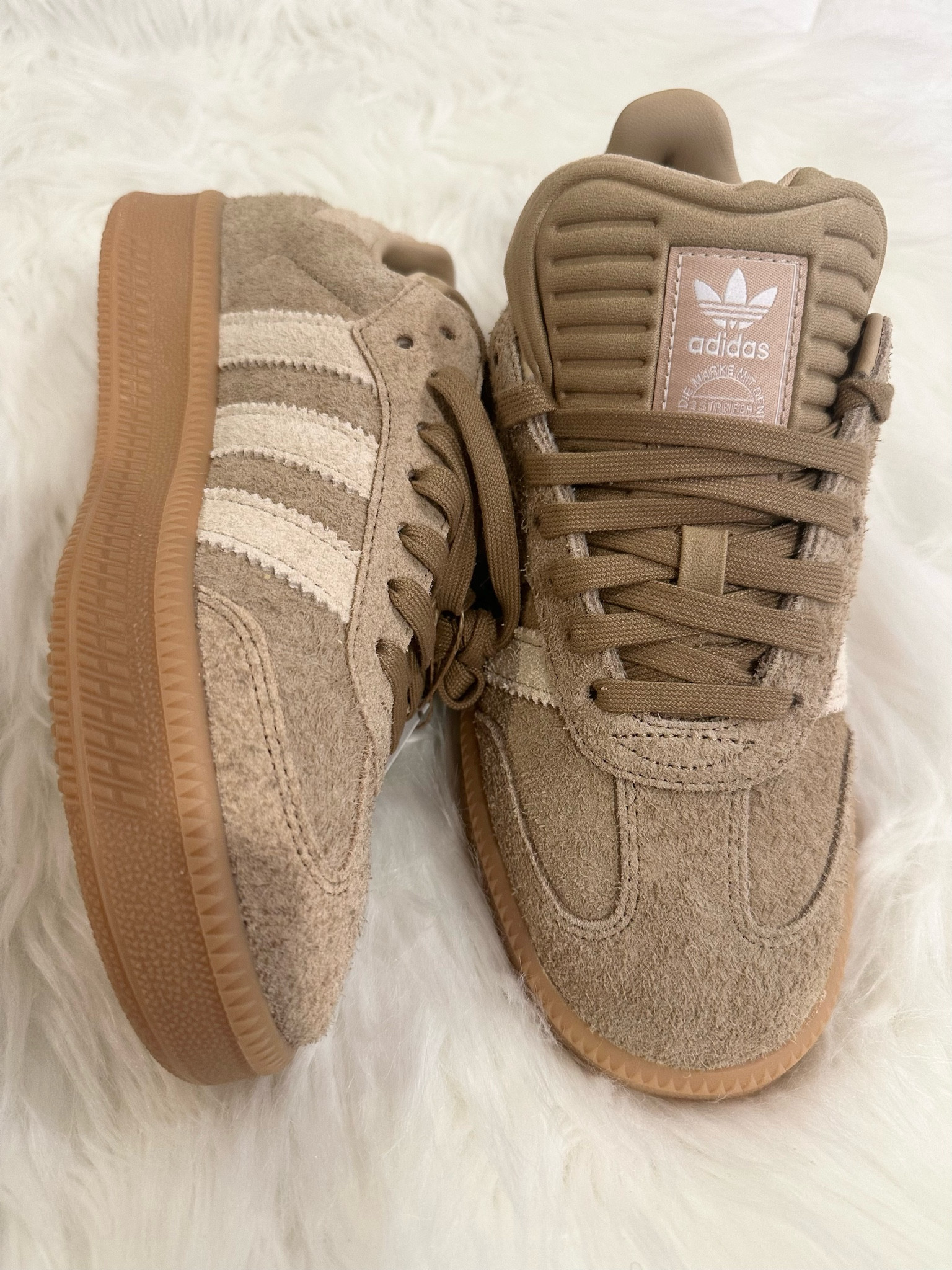 “Elevated Classics: #adidas #SambaXLG in Magic Beige” 

“Timeless style with a modern twist ✨ The adidas Samba XLG in Cardboard/Magic Beige/Gum is the ultimate blend of neutral tones and iconic design. Perfect for dressing up or keeping it casual, these kicks are an effortless staple for any wardrobe. Tap to shop your new go-to sneakers! #AdidasSambaXLG #NeutralStyle #WardrobeEssentials”

#LTKActive