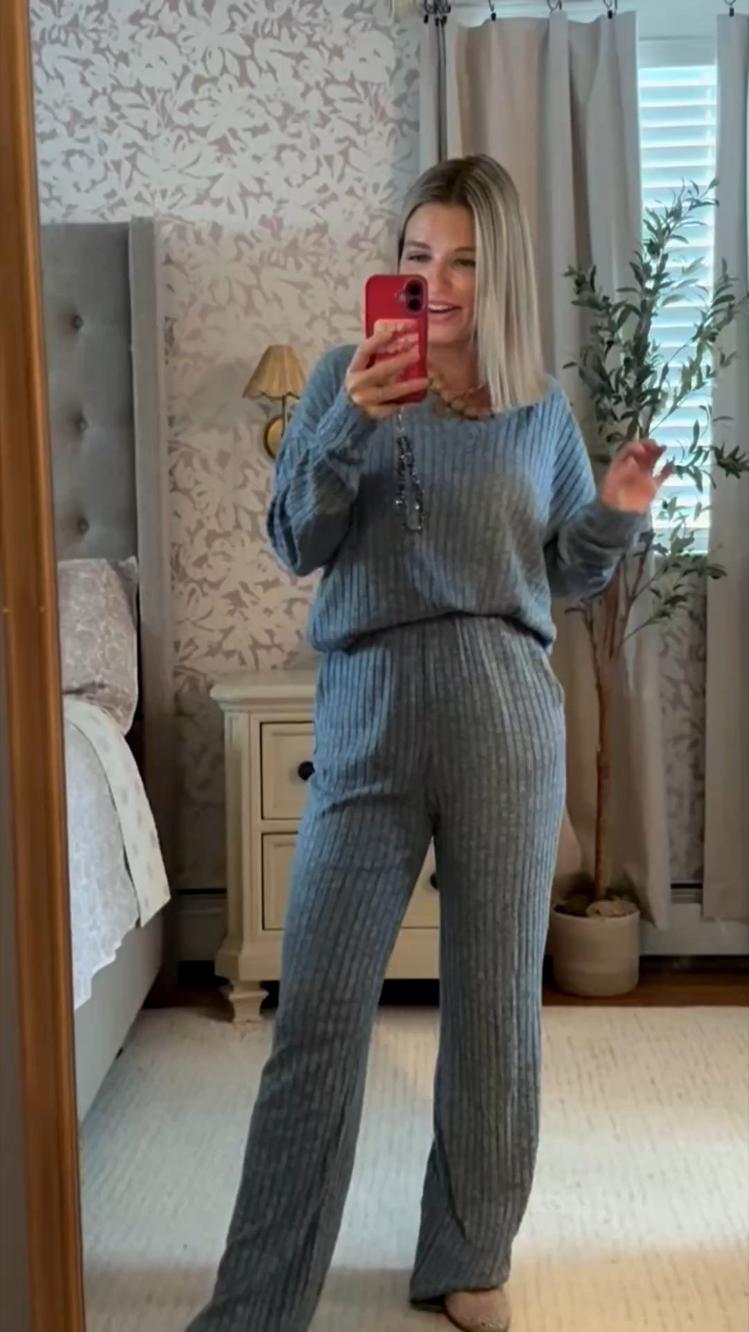 The most flattering set I have for fall!! Absolutely loveeeeee the feeling and fit!

#LTKootd #LTKPetite #LTKSaleAlert