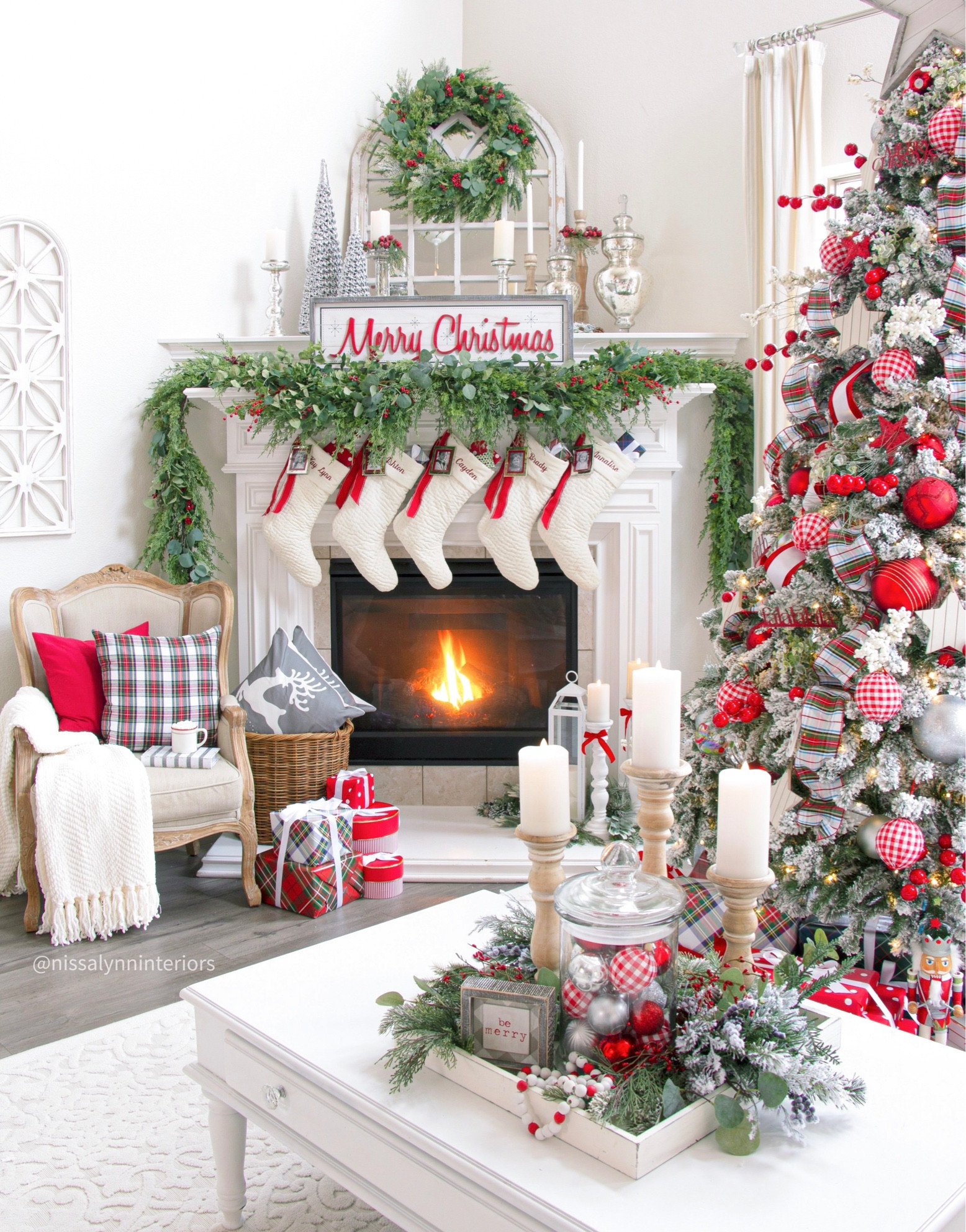 Sharing my favorite photo from last year. This photo I took was also the cover of the 2021 The Cottage Journal Holiday Home magazine. 🎄✨🎄

#LTKSeasonal #LTKHoliday #LTKhome