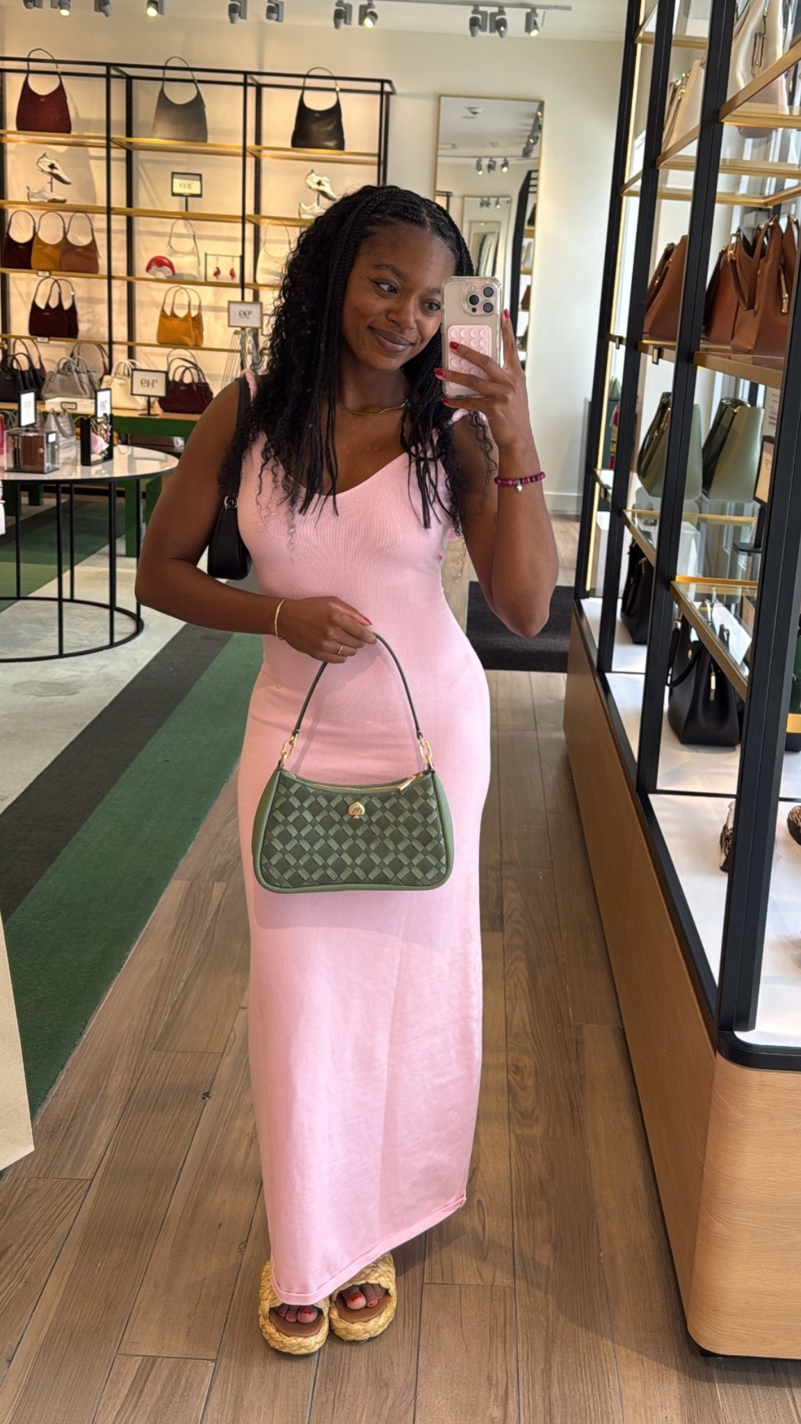 The perfect fall & winter bag from Kate Spade! On sale now!

#LTKItBag #LTKSaleAlert #LTKStyleTip