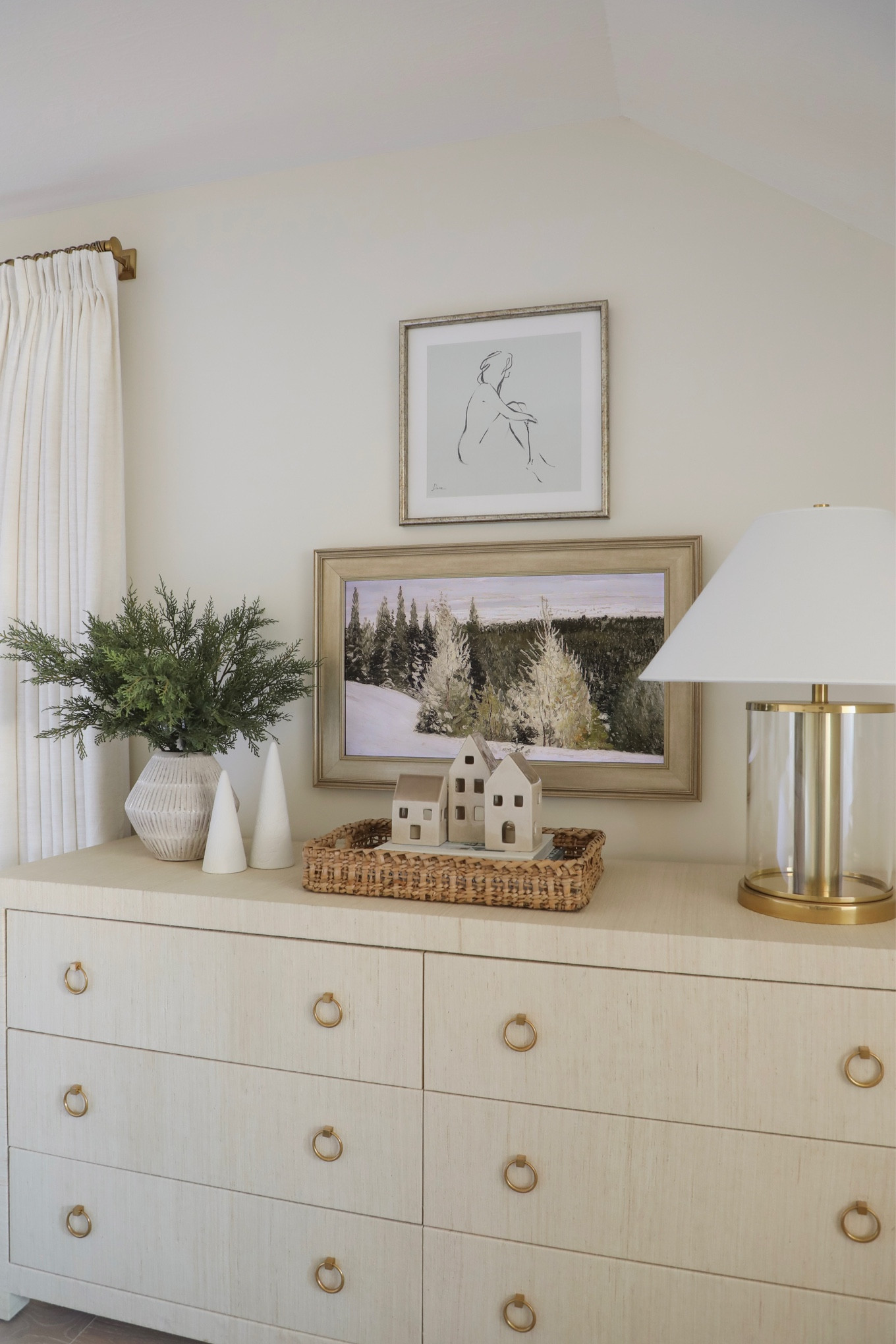 Studio McGee holiday collection, hearth and hand Christmas decor, home decor, Target decor 

#LTKSeasonal #LTKHoliday #LTKhome