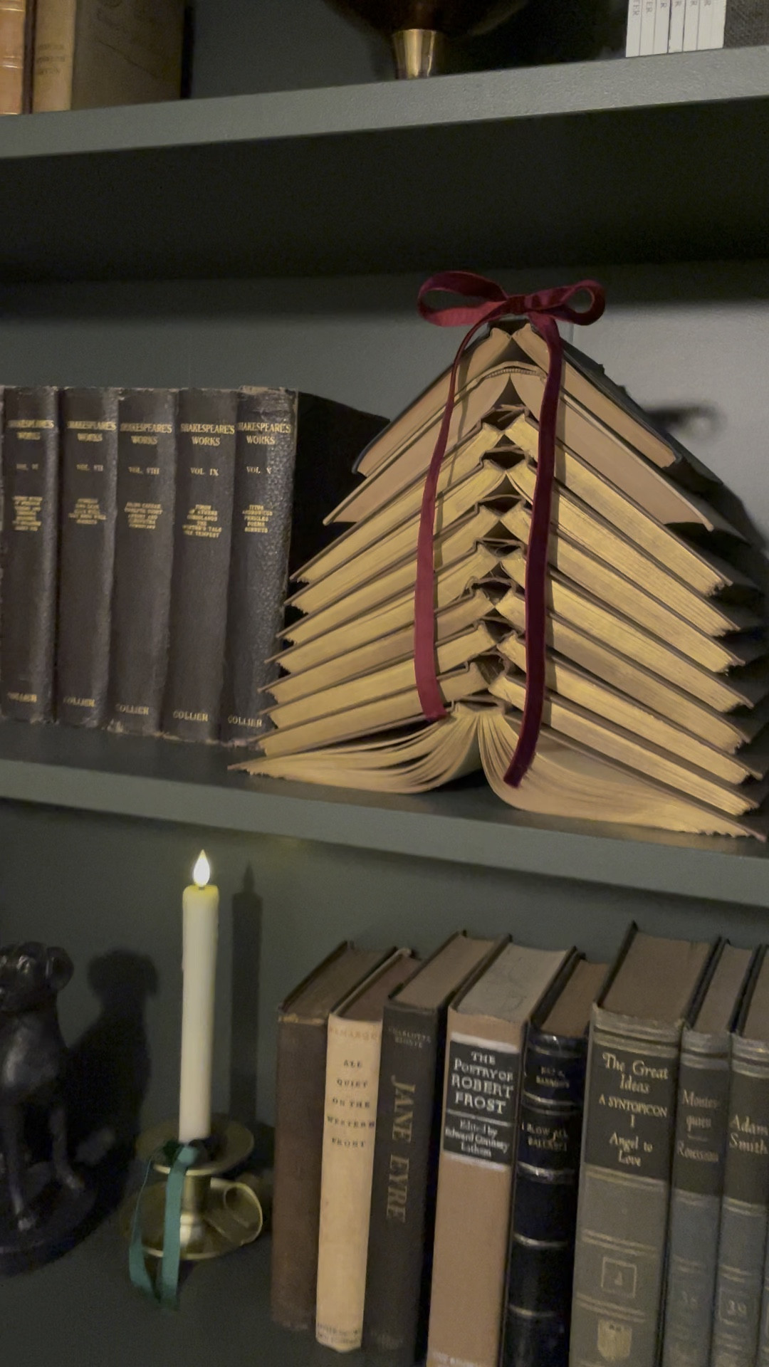 Book Christmas tree...

#LTKHoliday #LTKWatchNow #LTKHome