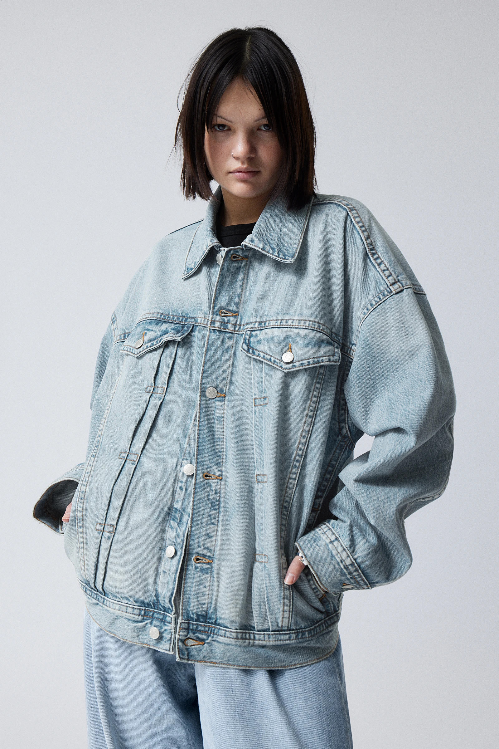 Lincoln Oversized  Denim Jacket | Weekday
