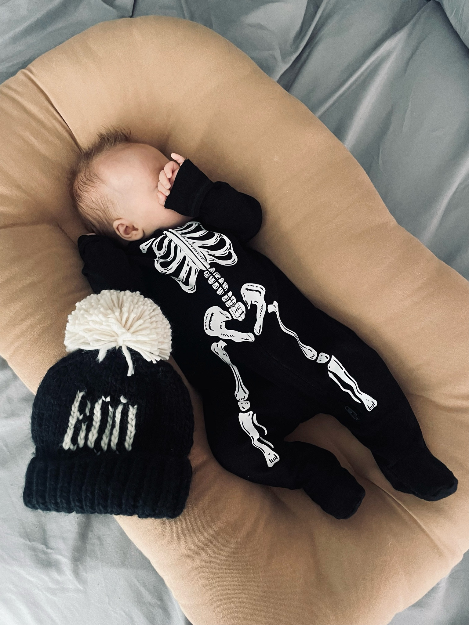 Spooky season ☠️👻 family matching pajamas from old navy and the cutest boo hat from spearmint! 

Halloween

#LTKbaby #LTKSeasonal #LTKHalloween