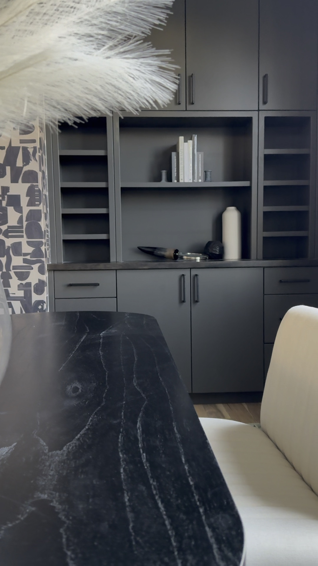 The wallpaper I get so many questions on!

Paint color: urbane bronze by sw

Office 
Wallpaper 
Desk 
Chair 
Home decor 

#LTKVideo #LTKhome #LTKstyletip