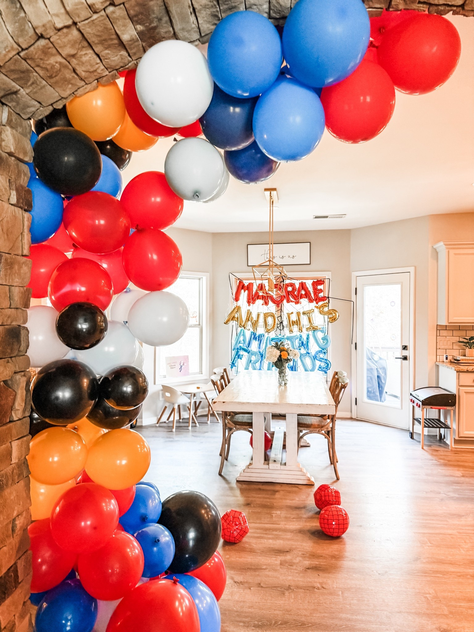 Spider-Man birthday party decorations, balloon arch and balloon garland 

#LTKKids #LTKParties