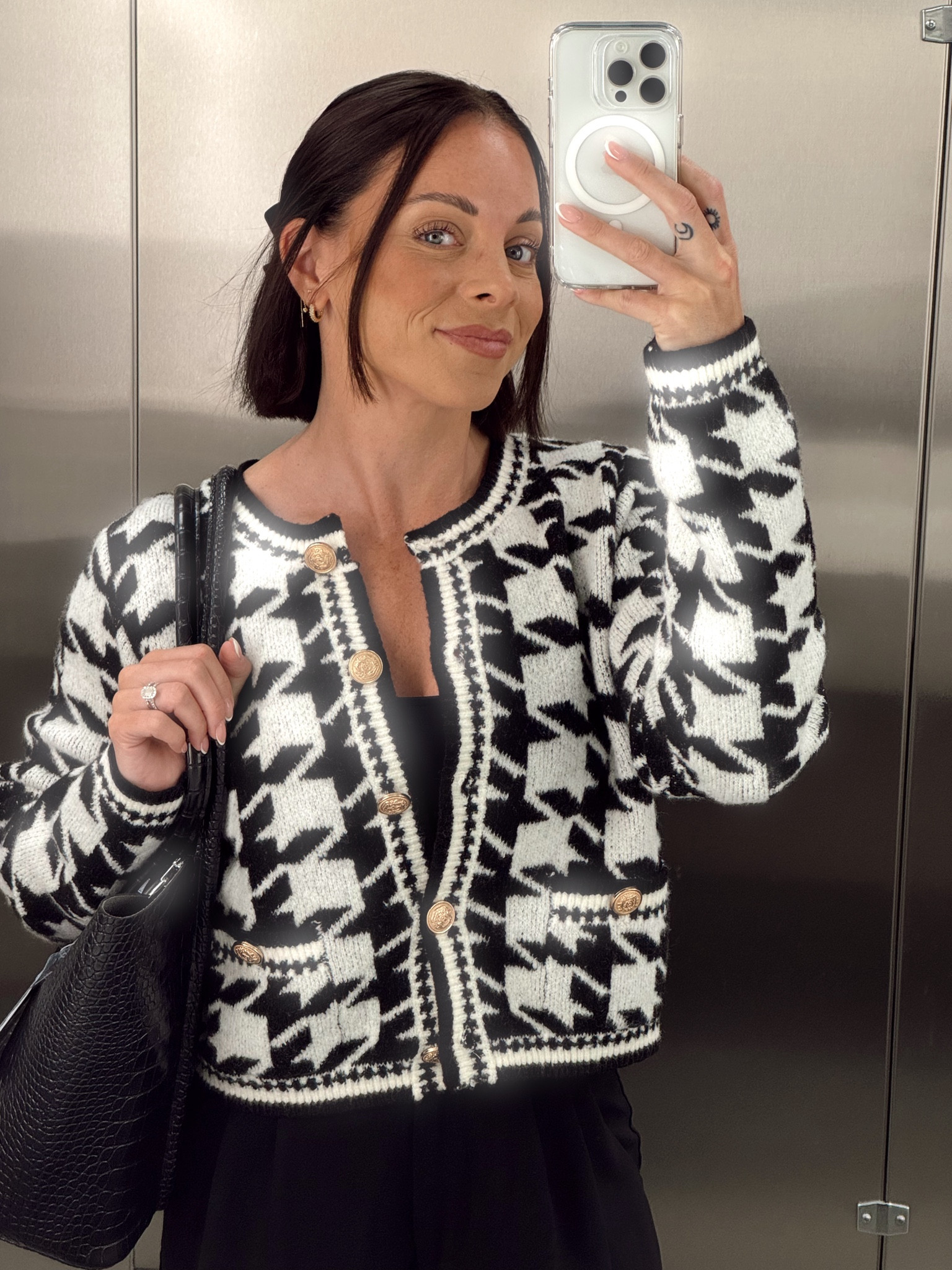 Perfect cardigan for work! I got my normal size small. 

#LTKStyleTip #LTKSeasonal #LTKWorkwear