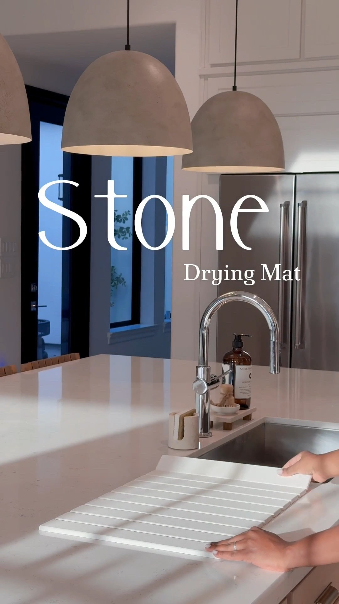 🤎

I’ve tried various drying methods and this is by far my favorite - mainly bc it’s anti molding ….. plus aesthetically pleasing 😆

 It is made of stone, fast drying, anti slip, and can be used as a bath mat! 

#LTKHome #LTKStyleTip #LTKSaleAlert