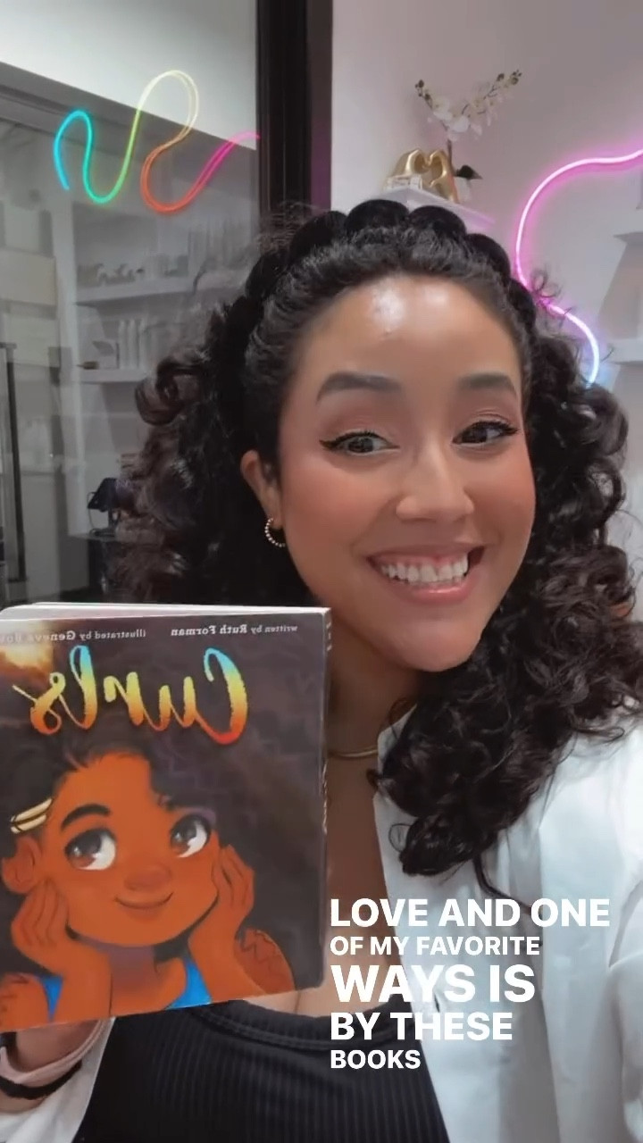 CURLY KIDS NEED CURL LOVE TOO! 💕

I love all of my curly kiddos and every single one of them gets to experience bodily autonomy, body positivity and self care while they’re with me. 

Us grown curlies didn’t get the curl love we needed until it was trendy and cool several years into our journey so let’s make it better for them!

📔Curls is written by Ruth Forman and illustrated by Geneva Bowers 📖

#curlykidscut #curlyhairdallas #dallassalon #curlyhairsalon #curlycut