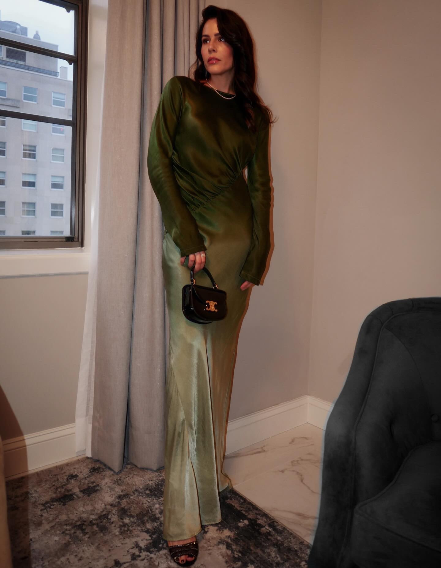 POV: You finally have somewhere to wear that dress ✨
This green silk moment was made for gala nights and unforgettable parties. The way it drapes + the gathered waist detail = beyond flattering. If you’ve been searching for the dress… this is it. Vivrelle 1 month free with code: DianaCarolina 
Dress size: Small
Earrings: Pave diamonds linked similar.