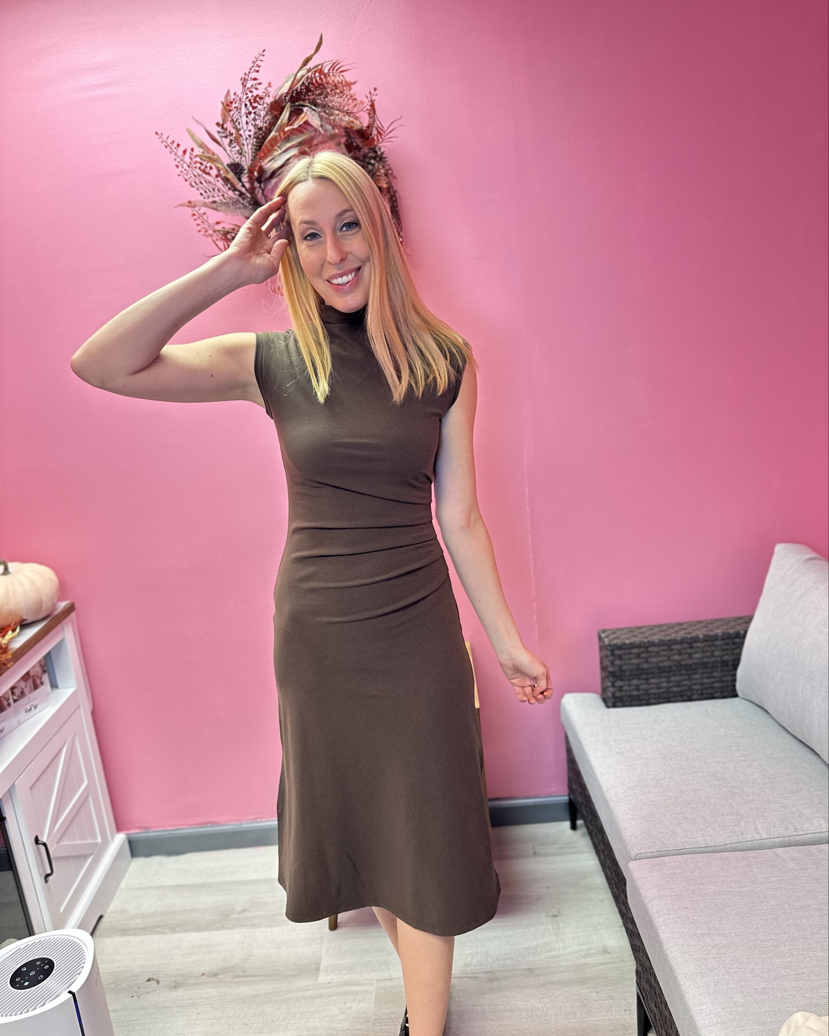 Mock neck brown fall dress 
🖤this dress knows how to show off your figure in a stylish way 
🖤 i love the fitted top and loose bottom
🖤fits true to size, wearing size small and I am 5’10”

#LTKStyleTip #LTKWorkwear #LTKFindsUnder50