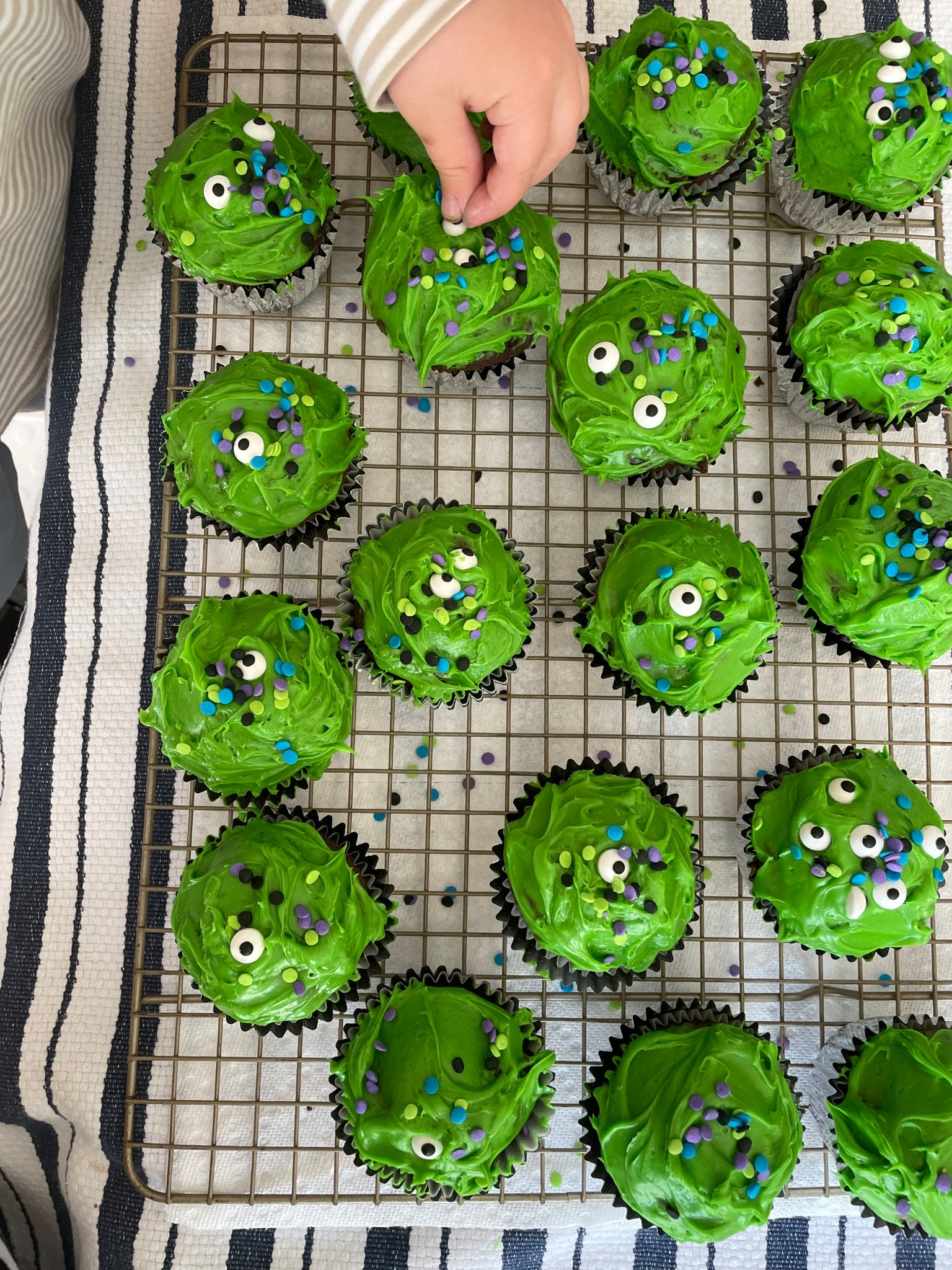 These monster sprinkles are way cuter than the ones that came with this boxed icing. A great toddler activity. I also may have found the cutest sprinkle vendor on Amazon 

#rainydayactivities #baking  #bakingwithkids 