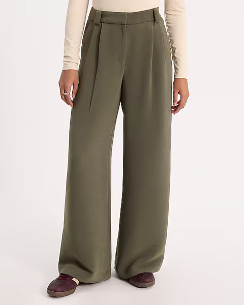High Waisted Relaxed Trouser | Express
