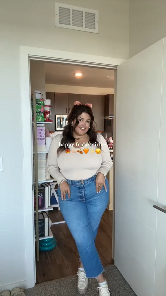 Fall mid size fitcheck 🍂🧡✨

#LTKSeasonal #LTKMidsize #LTKFindsUnder50