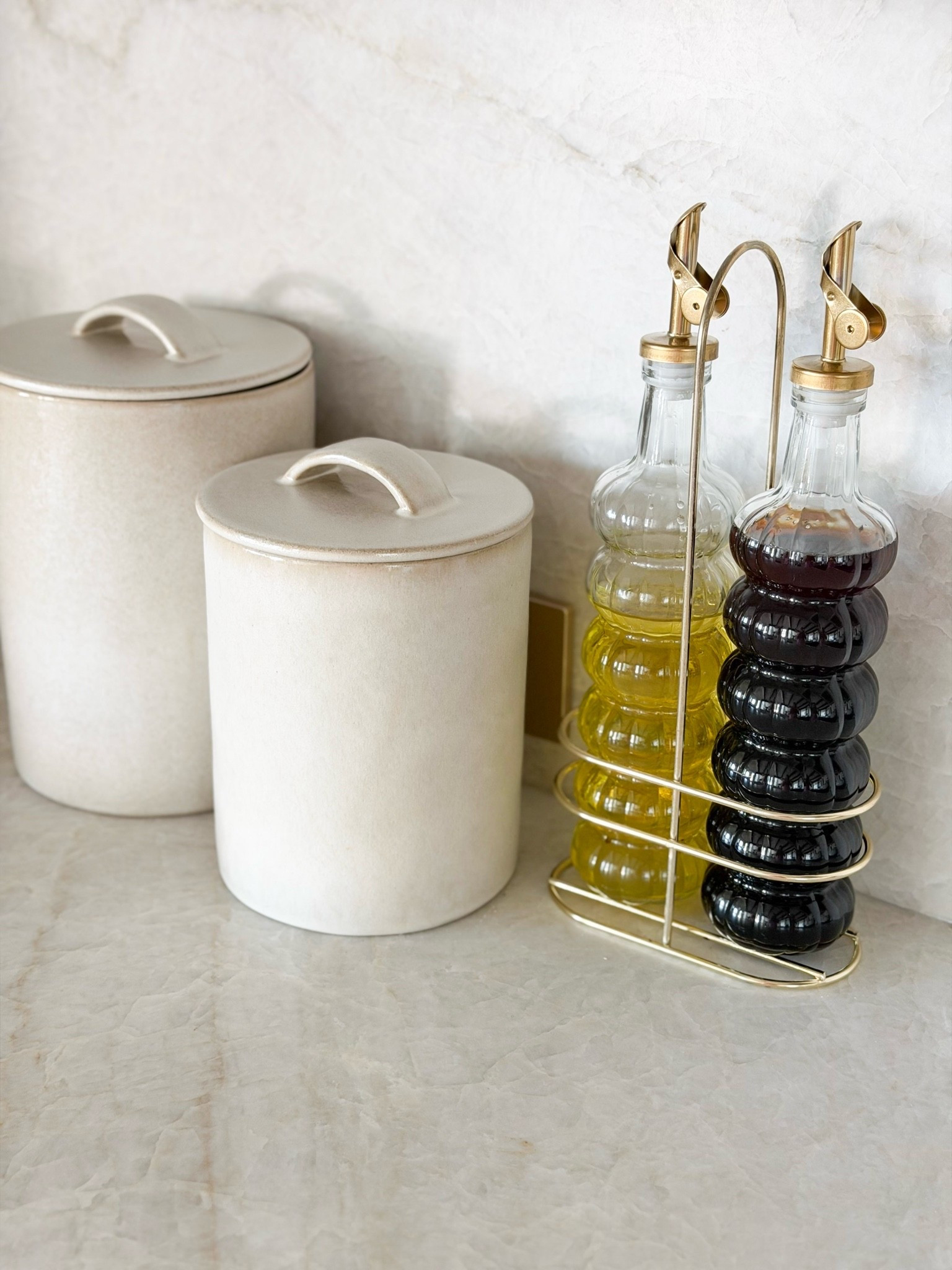 Latest kitchen finds!

Home, home decor, home accents, modern home, neutral home, organic home, kitchen styling, kitchen countertop, oil dispenser, canister

#LTKdayinmylife #LTKSeasonal #LTKHome