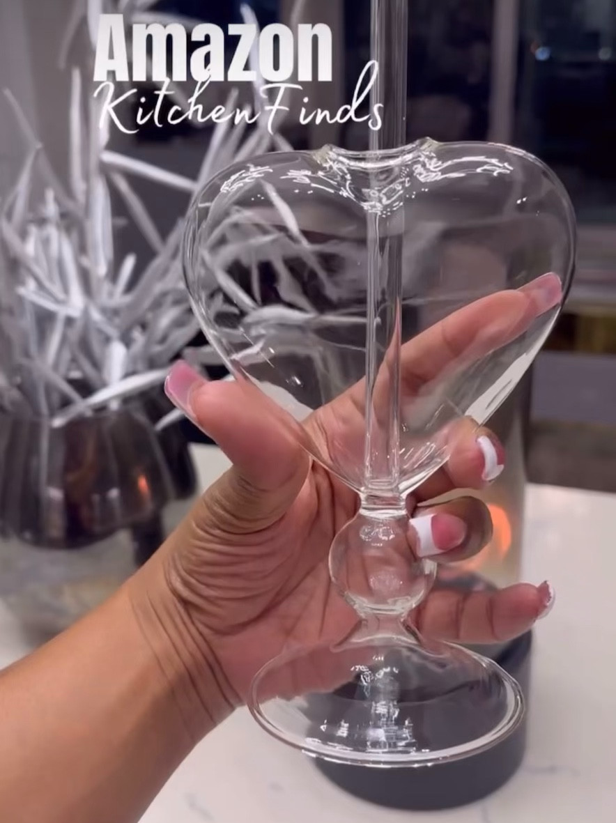 I love these drinking glasses- they give restaurant vibes!

#LTKparties #LTKGiftGuide #LTKhome