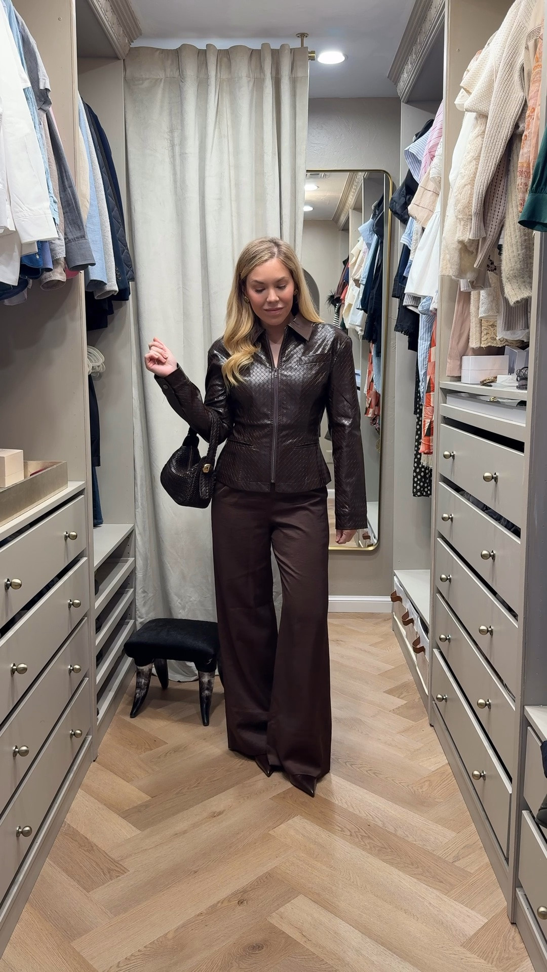 Love this fall bag! Looks so $$$

Fall outfit

#LTKdayinmylife #LTKootd #LTKgrwm