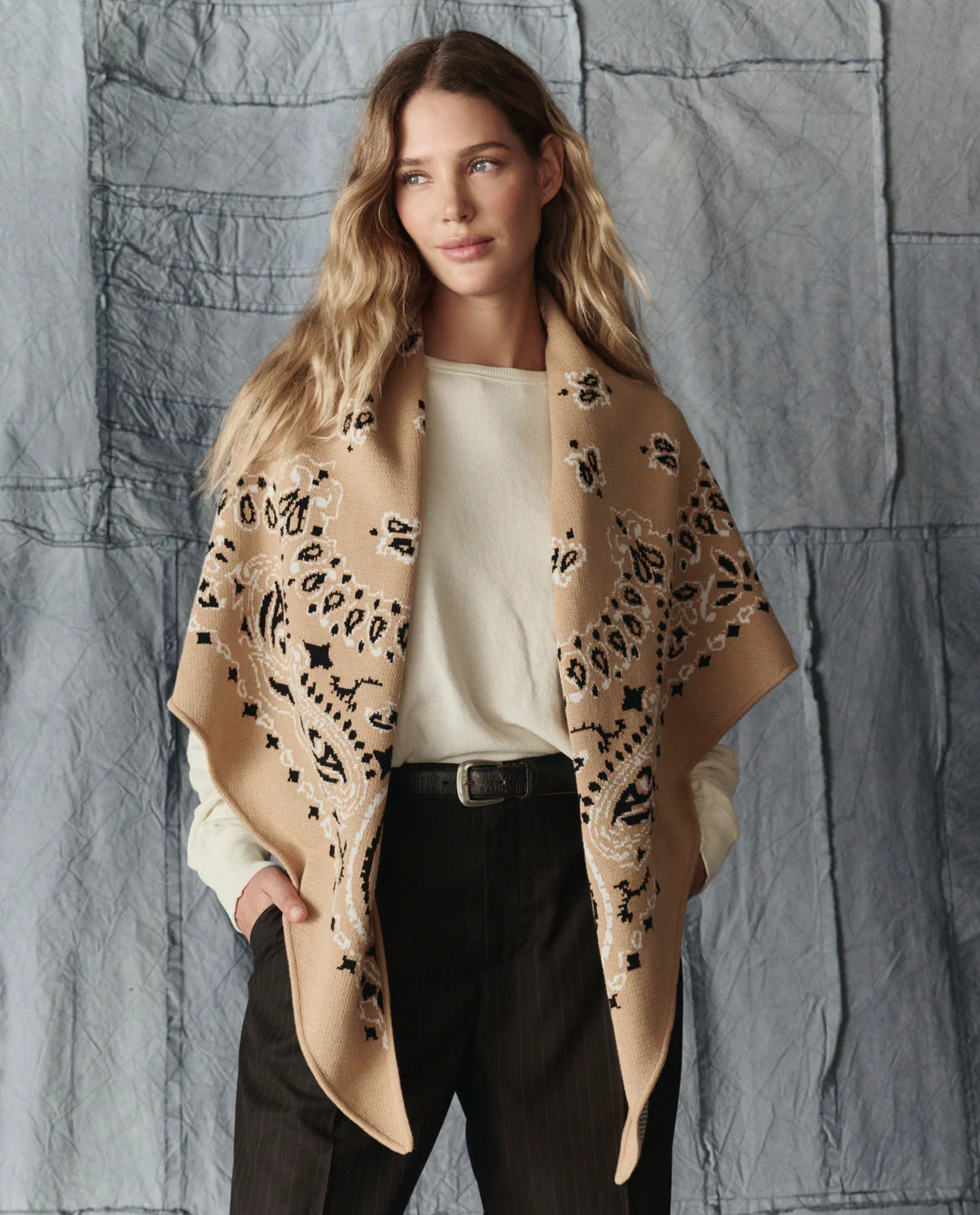 The Big Bandana Scarf. -- Washed Navy | THE GREAT.