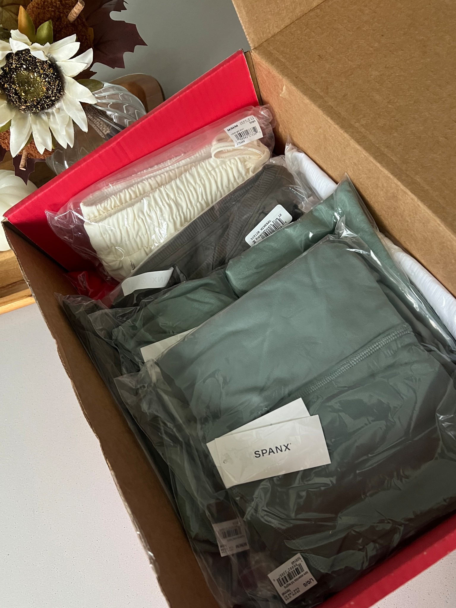 SPANX sale picks 🚨

Booty boost flare pant, long sleeve active outpace top, carry on short, OnForm full length leggings, get moving textured half zip, activate tennis skirt, Black Friday, cyber Monday, AirEssentials 

#LTKActive #LTKGiftGuide #LTKCyberWeek