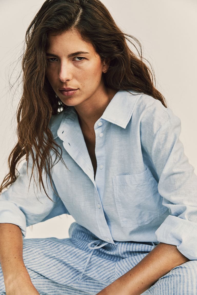 Linen-blend shirt - Long sleeve - Regular length - Light blue - Ladies | H&M GB | H&M (UK, MY, IN, SG, PH, TW, HK)