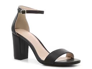 Kelly & Katie Hailee Sandal | DSW