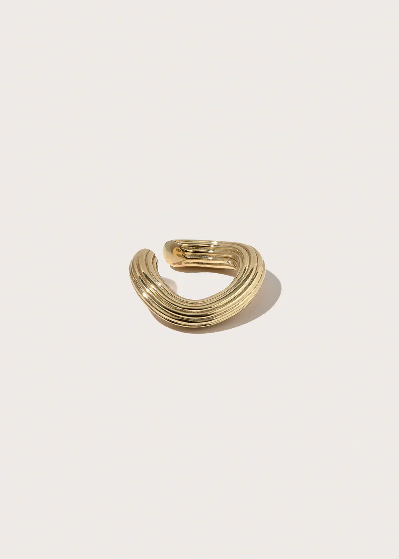 Twisted Ridged Ear Cuff | Otiumberg