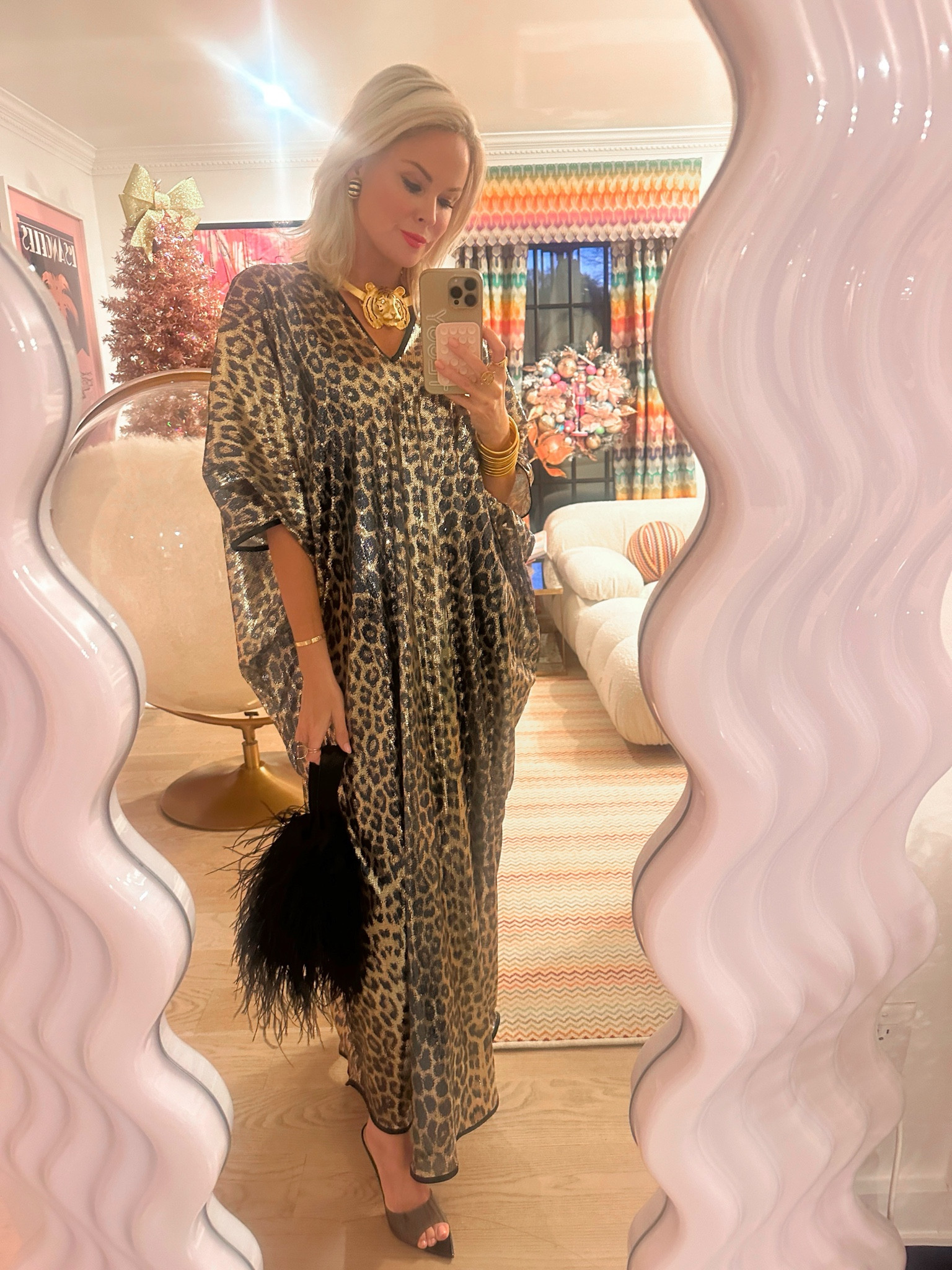 A moment for the caftan 

#LTKOver40 #LTKHoliday