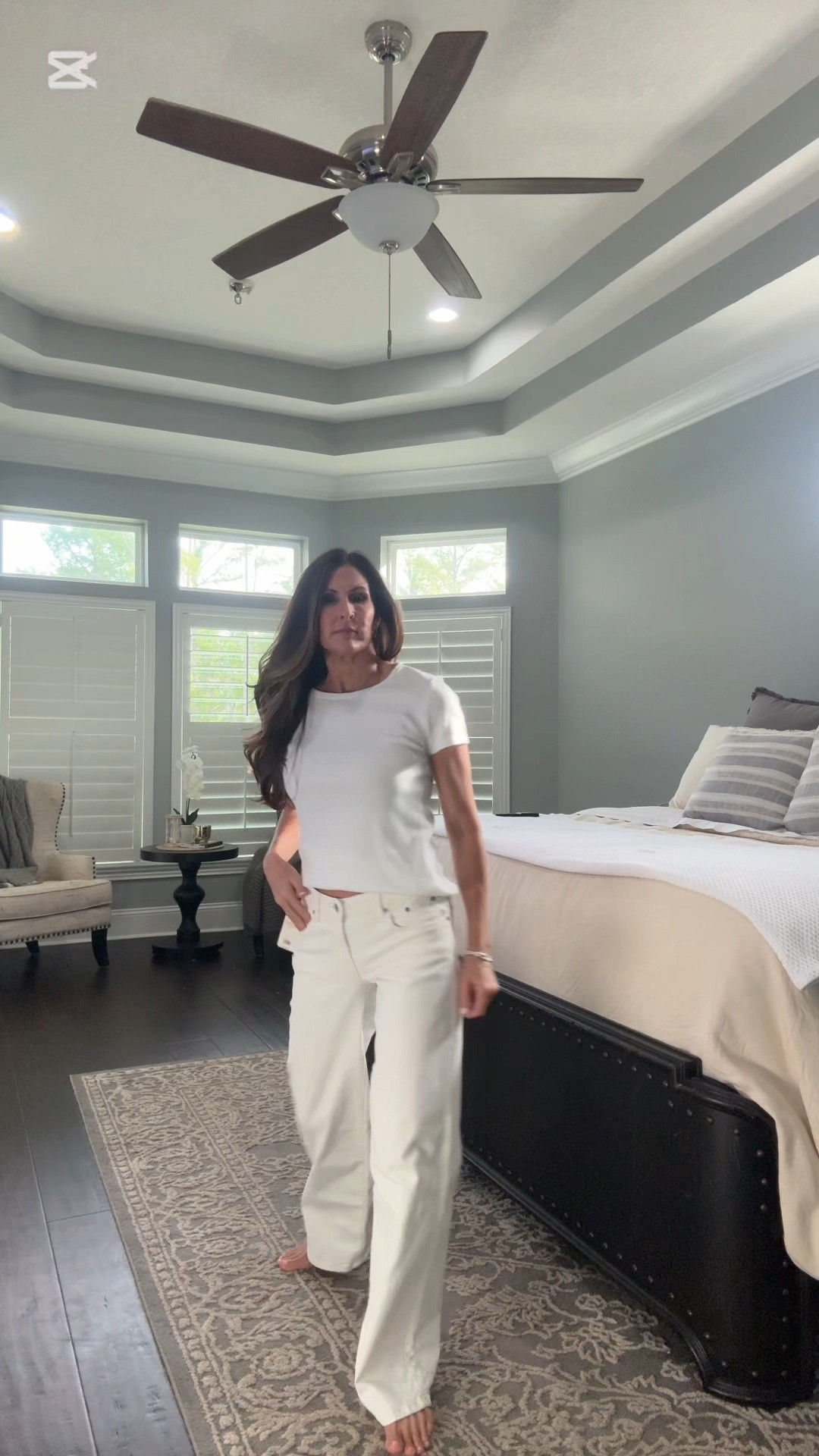 White jeans? Check! 

#LTKFindsUnder100 #LTKStyleTip #LTKSaleAlert