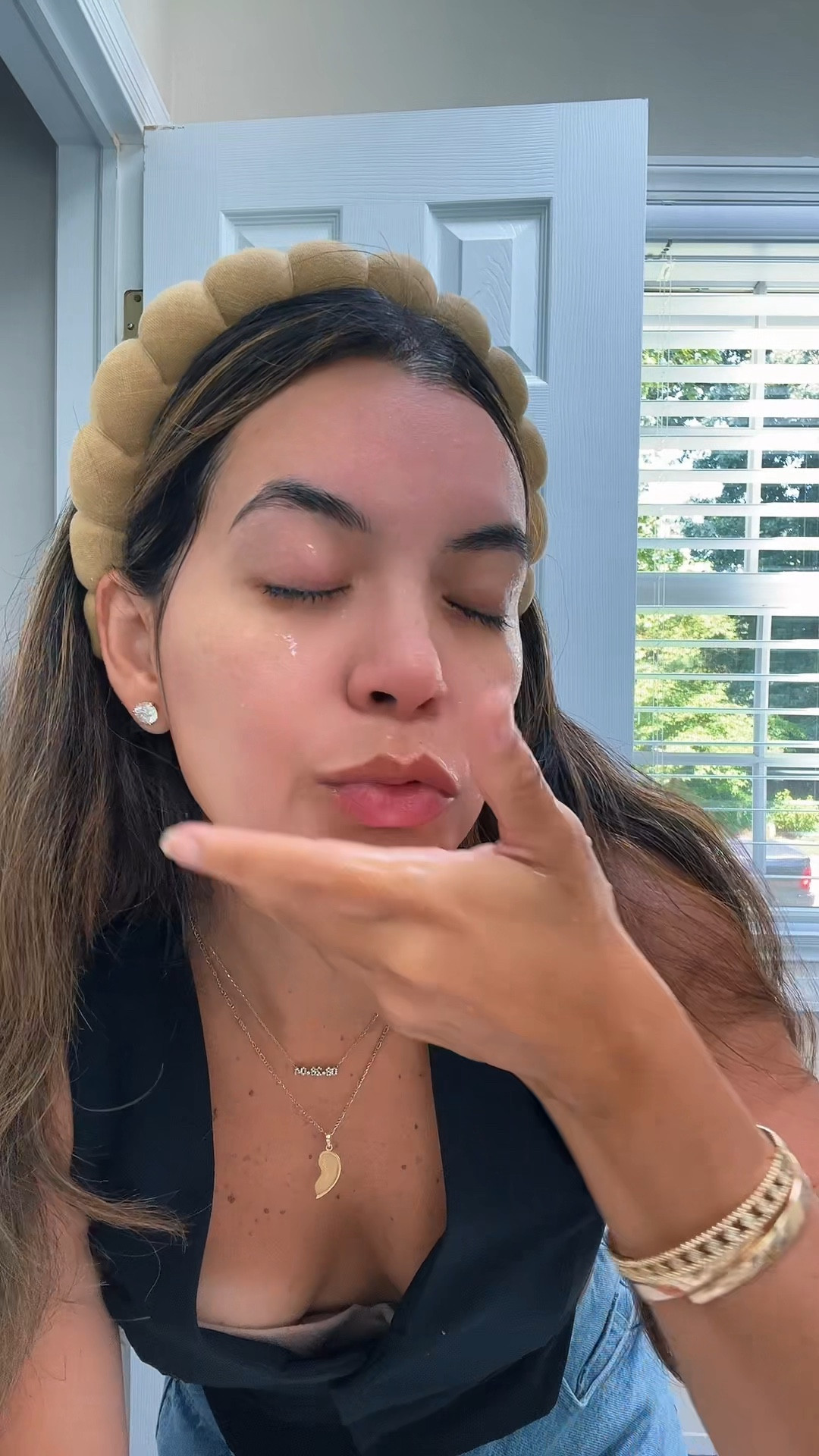 My current skincare routine🫧 #skincare #morningskincare 