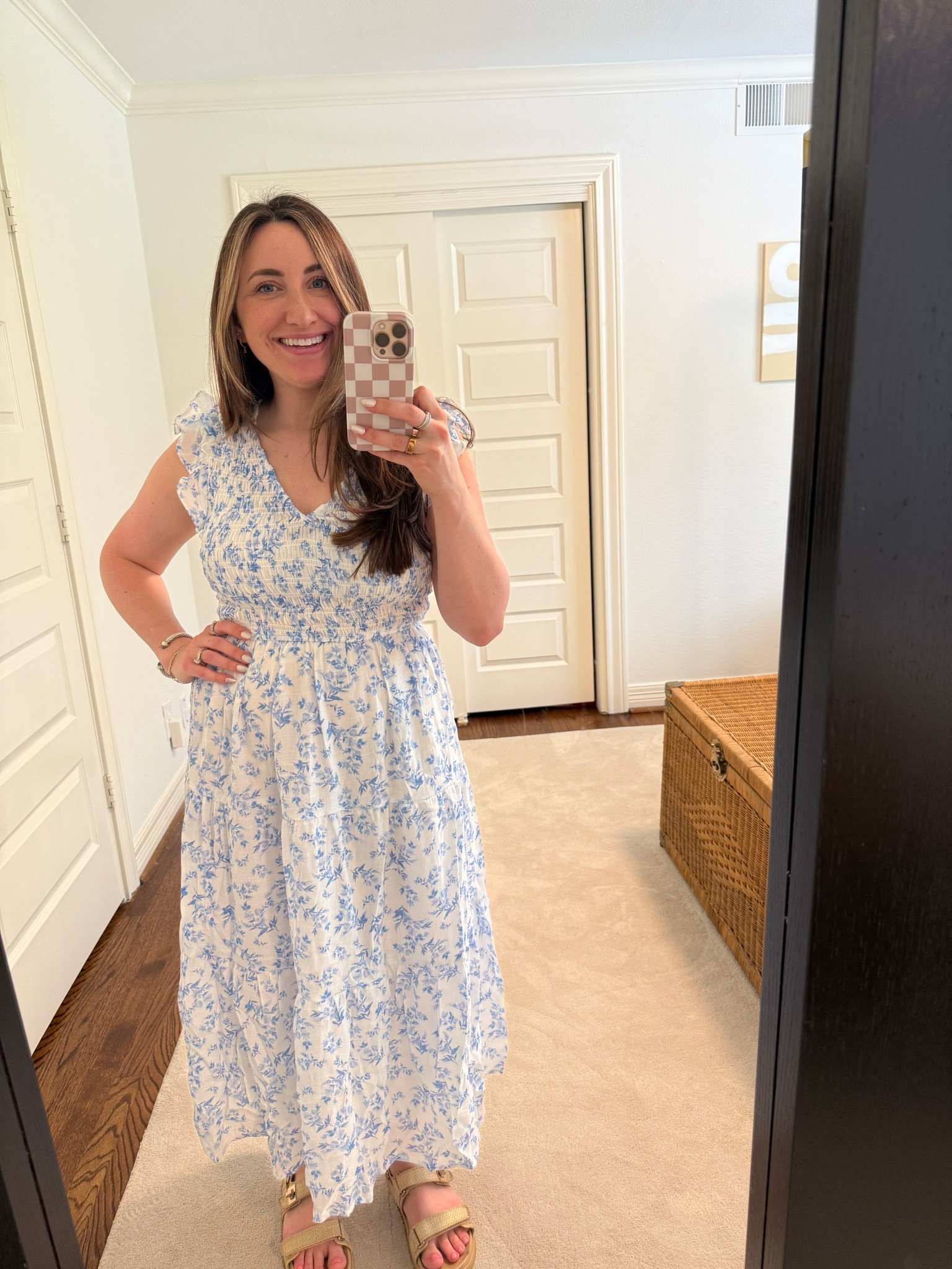 New favorite spring/ summer dress from Nordstrom rack!! Love the print and it is perfect teach in. Wearing size M

#LTKSaleAlert #LTKStyleTip #LTKFindsUnder100