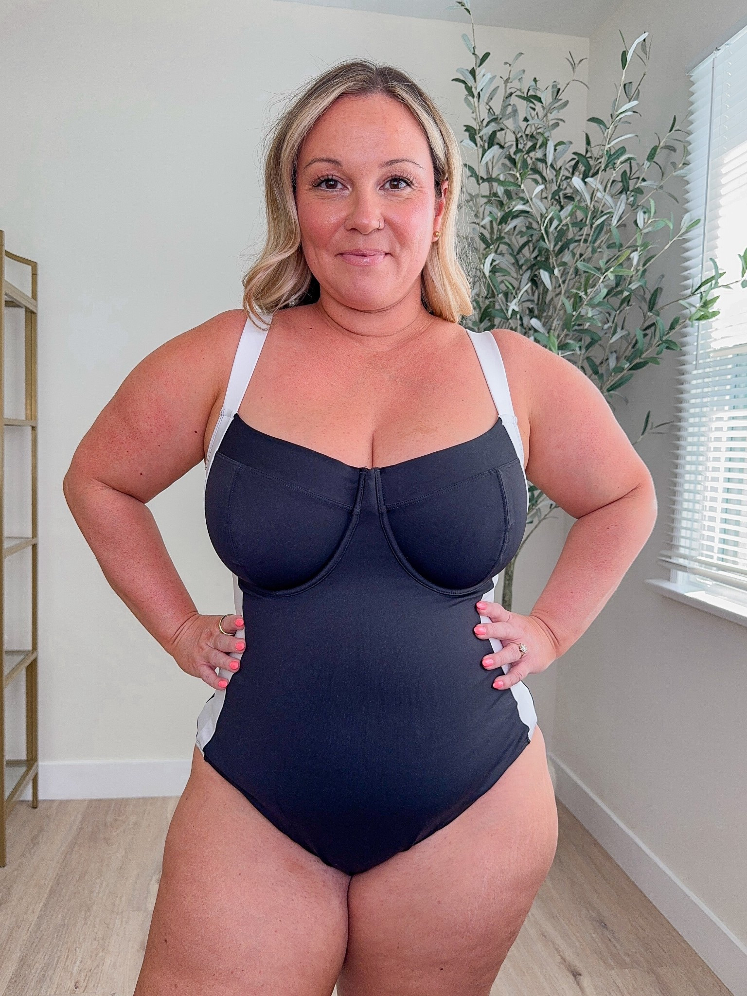 Ta3 swimsuit size XL SHORT F/G 
The cups actually work!! This goes by bust sizing 

Swimsuit, midsize style, travel style, summer style, beach style, resort wear, pool style, vacation style 

#LTKSwim #LTKOver40 #LTKMidsize