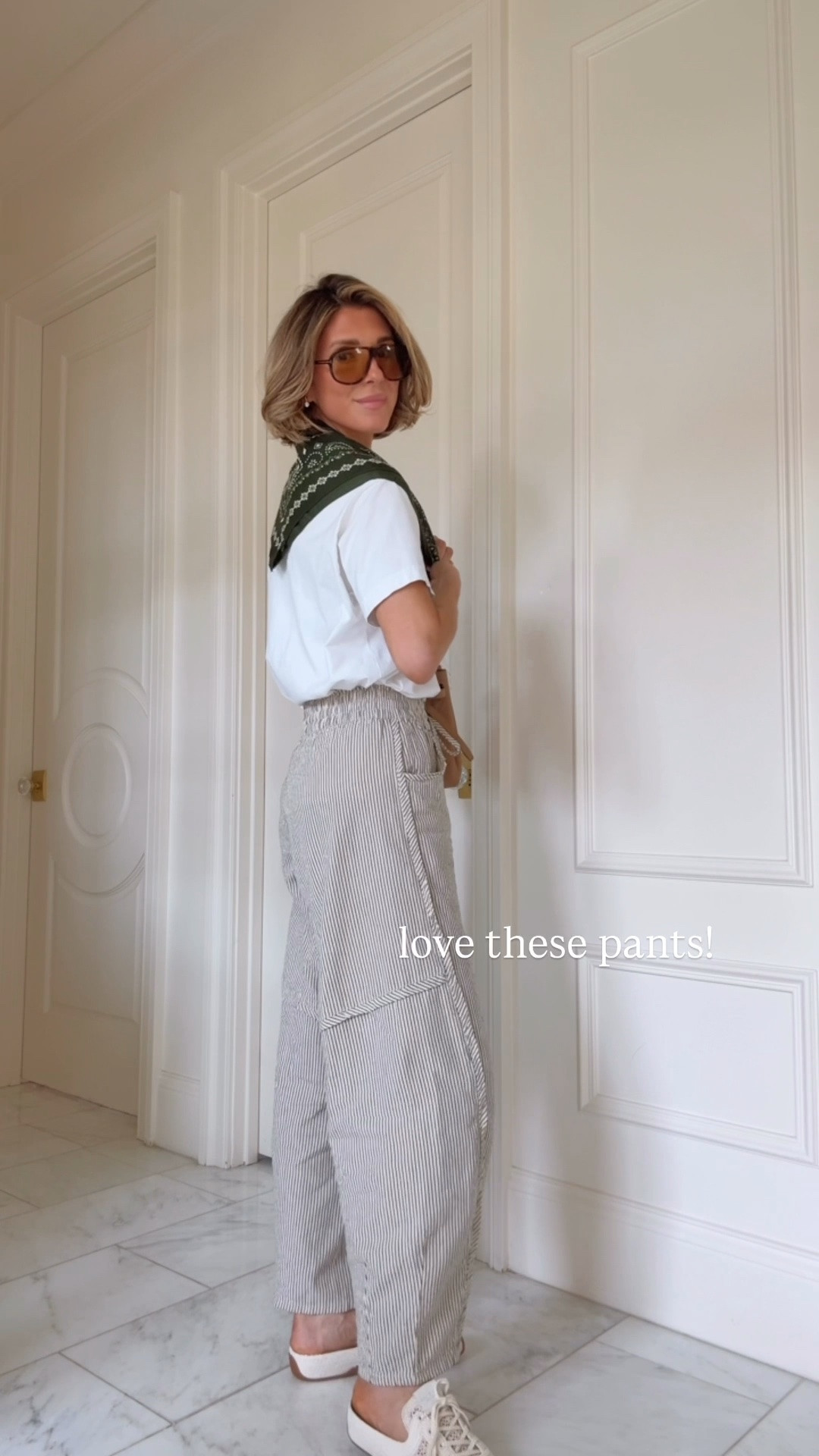 Cute and casual pair of pants - mom friendly - I'm wearing size xs fits tts