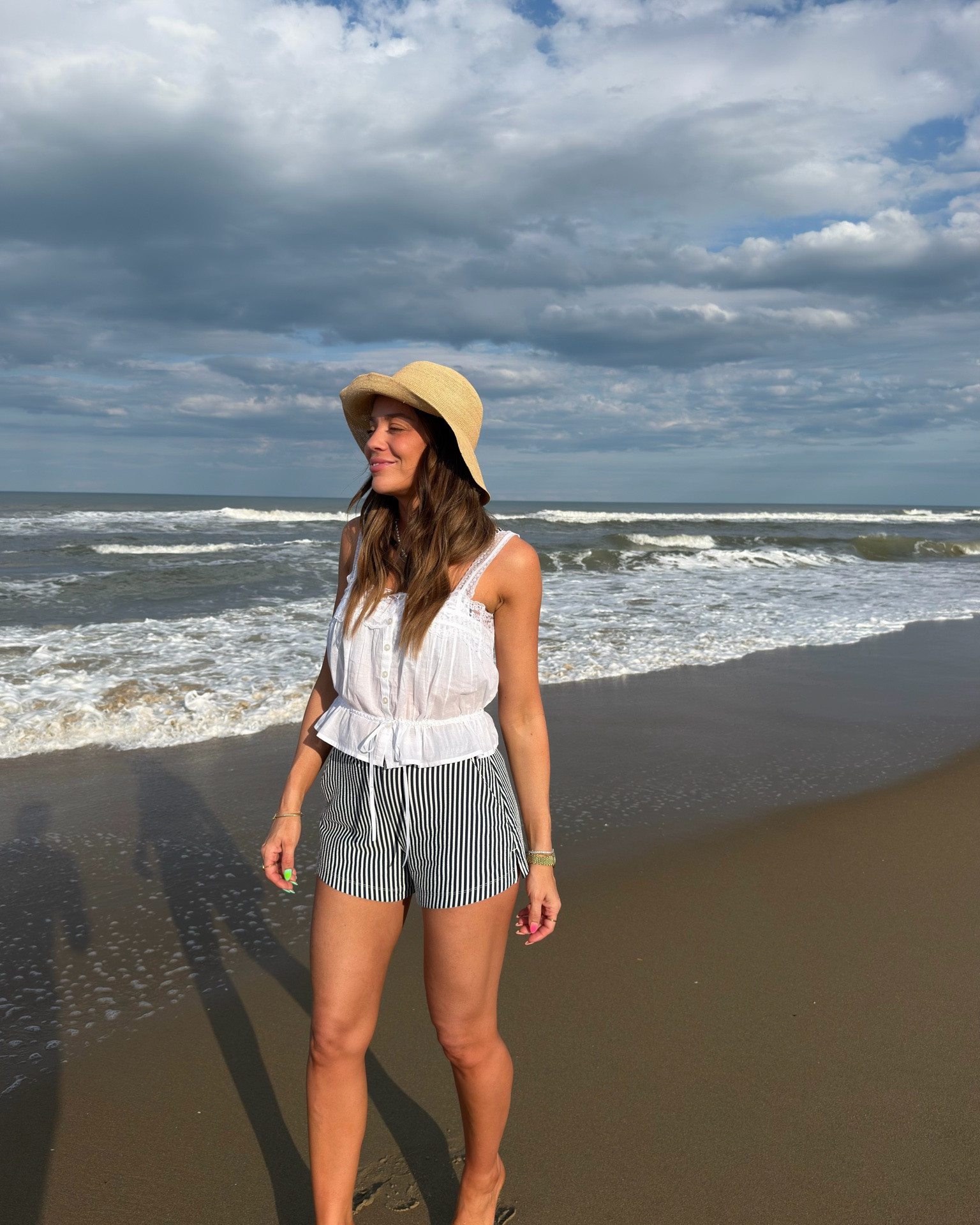 #AbercrombiePartner 🌊🐚👙 the cutest 🆕 coastal pieces for spring & summer!@abercrombie * App Only - $50 Off $150+ (w/ code WKNDREADY) 
*Offer valid in the app only 5/14/2026-5/17/2026 in US/CA. Excludes clearance and gift cards. Discount applied to subtotal before tax and shipping/handling at checkout with promo code.

#LTKSaleAlert #LTKmomlife #LTKootd