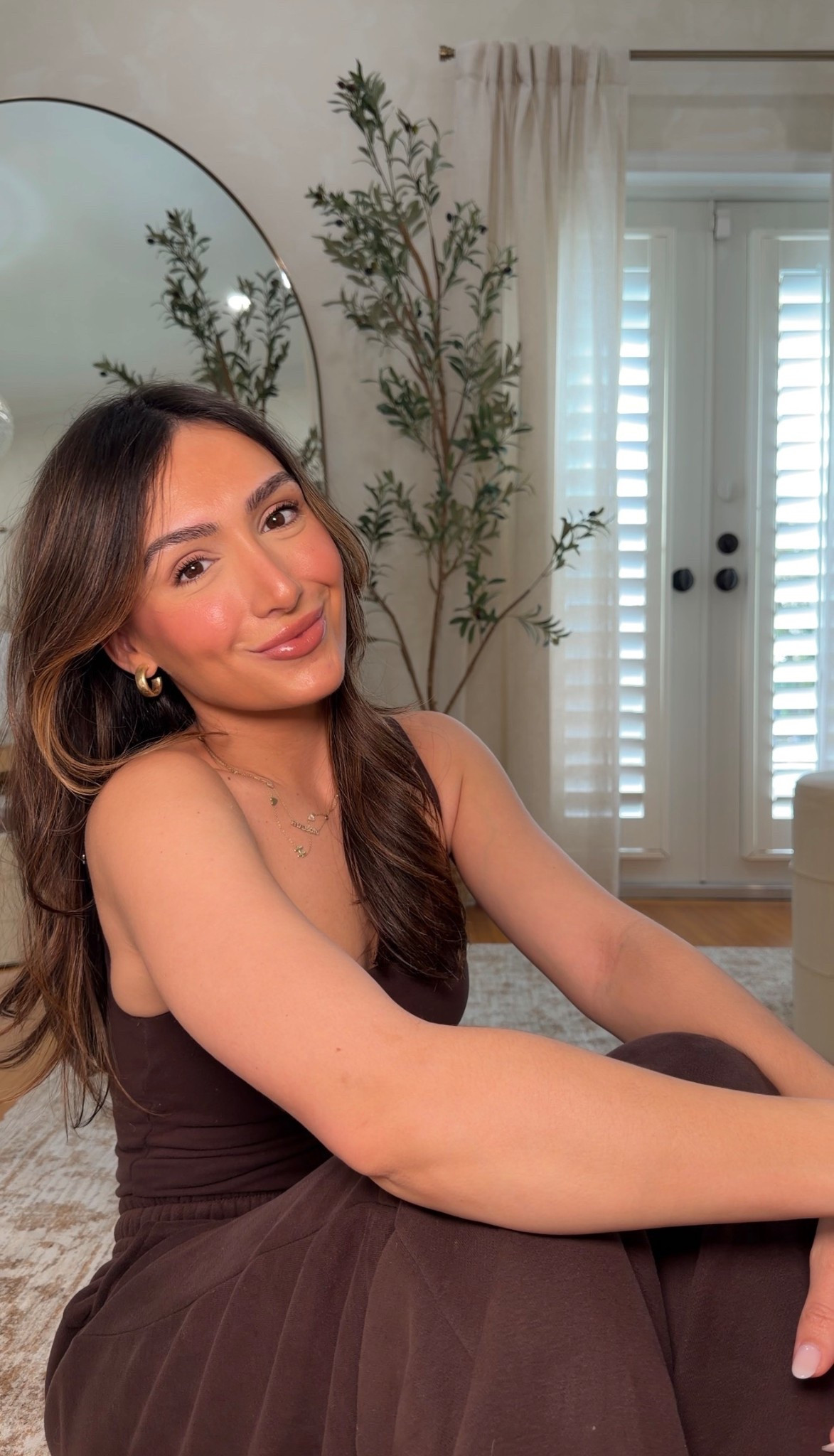 Oh, she’s glowing! My everyday makeup routine featuring all @sephora products is just too good to gate keep! Linking all of the products here. 

PS: if you’re not yet a Sephora Beauty Insider, it’s free to sign up and perks of the program include: free shipping and returns, birthday gifts and so much more! 🤩 it’s one of my favorite things Sephora offers (besides their same-day delivery service). Linking everything for you here! @shop.ltk #liketkit @sephora #sephorapartner #sephorahaul


#LTKBeauty