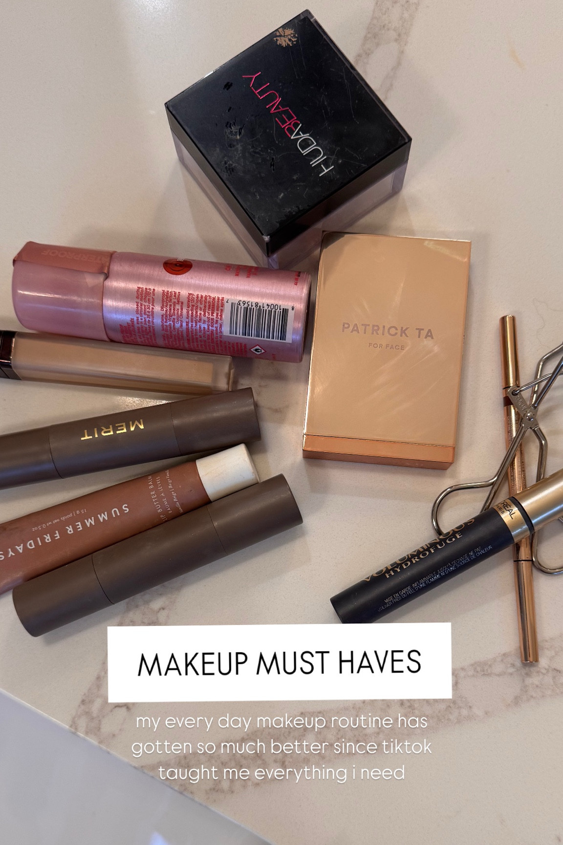 my everyday makeup essentials!

merit stick- oak
merit stick for contour - tiger eye
patrick ta blush - she’s the moment
summer fridays lip balm - vanilla beige
huda beauty - pound cake
vanisha concealer - cedar 
Patrick Ta brow - light brown

#LTKMostLoved