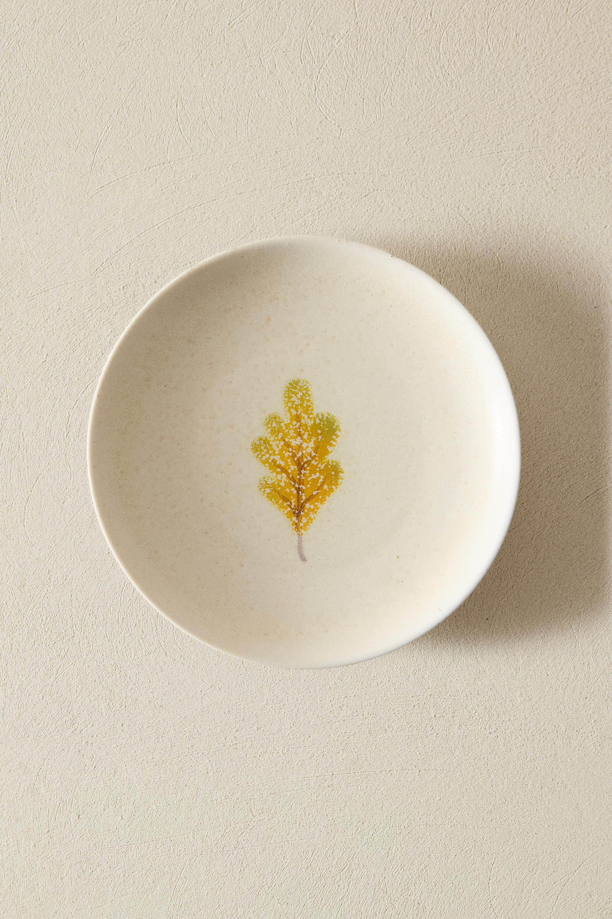 STONEWARE DESSERT PLATE LEAF | Zara US