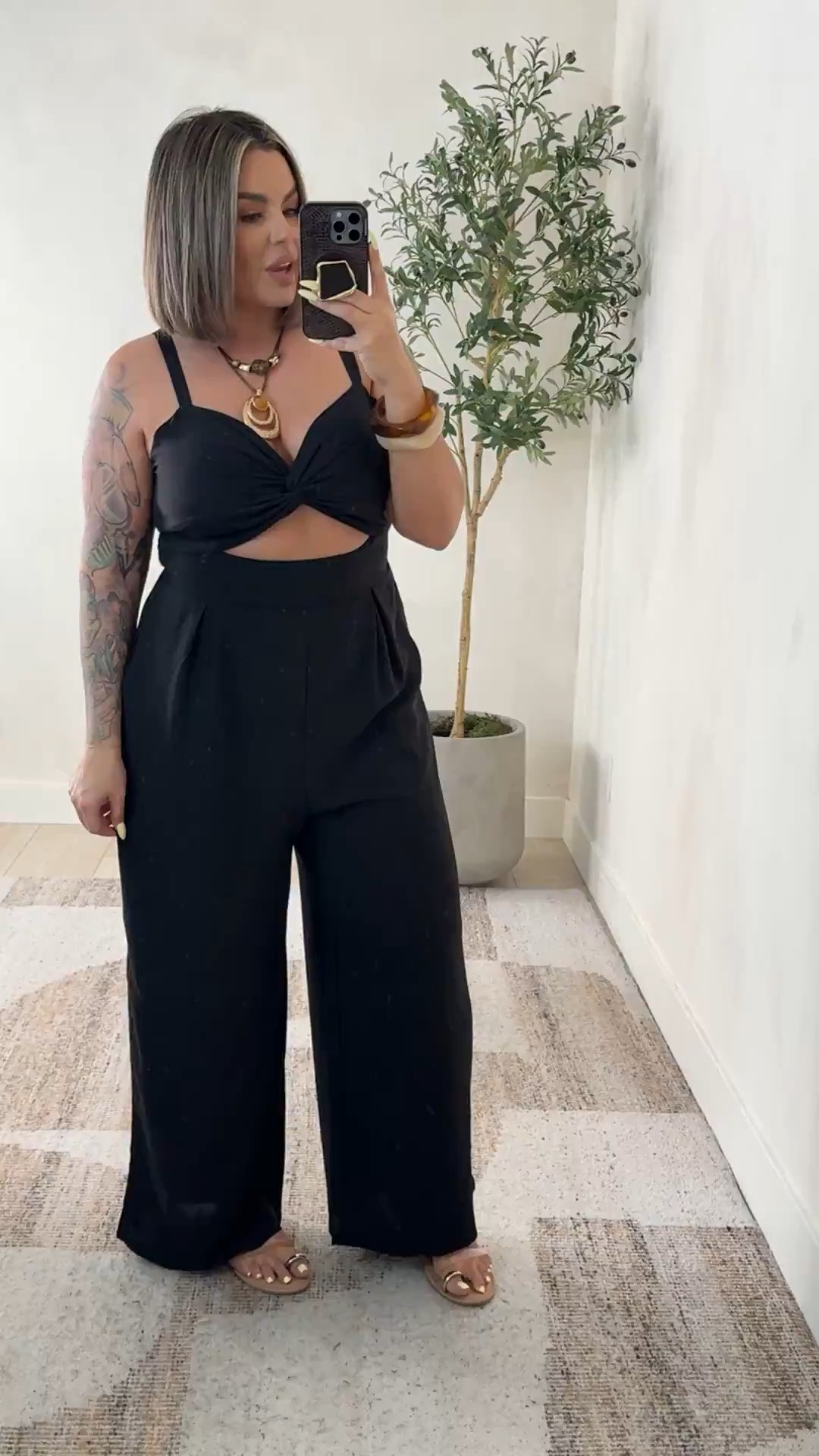 Size xl 
Linked similar sandals mine are old 
#amazon #LTKspring 

Follow my LTK @shaynaslife on the @shop.LTK app to view this post and get my exclusive app-only content!

#liketkit 
@shop.ltk
https://liketk.it/62S6j

#LTKootd #LTKMidsize