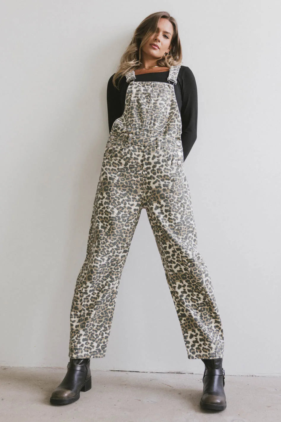 Tansy Denim Overalls in Leopard | Böhme US