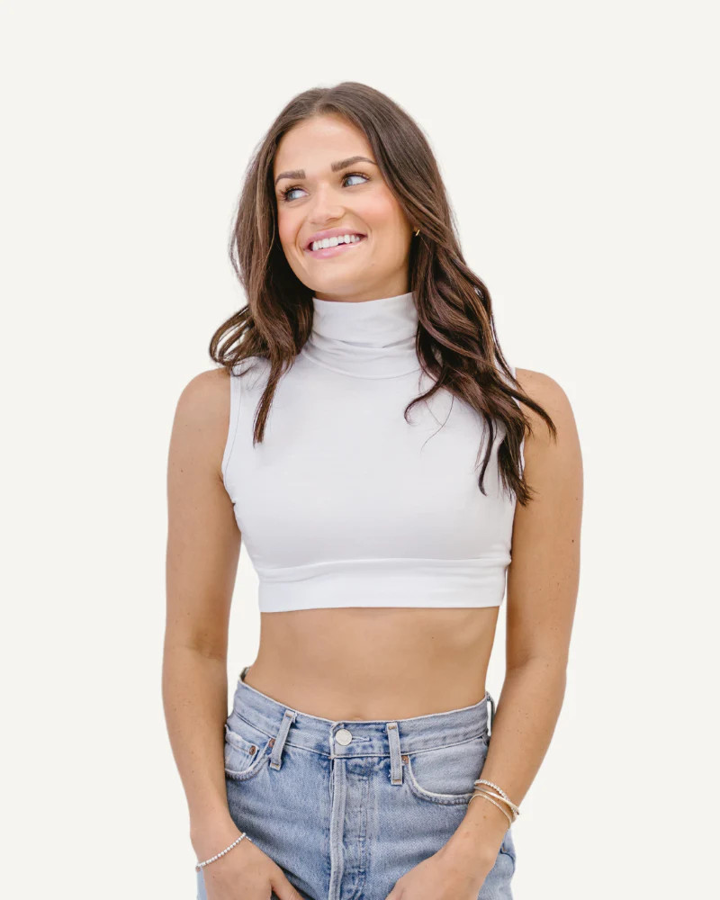 Sleeveless Turtleneck Halftee | Half Tee