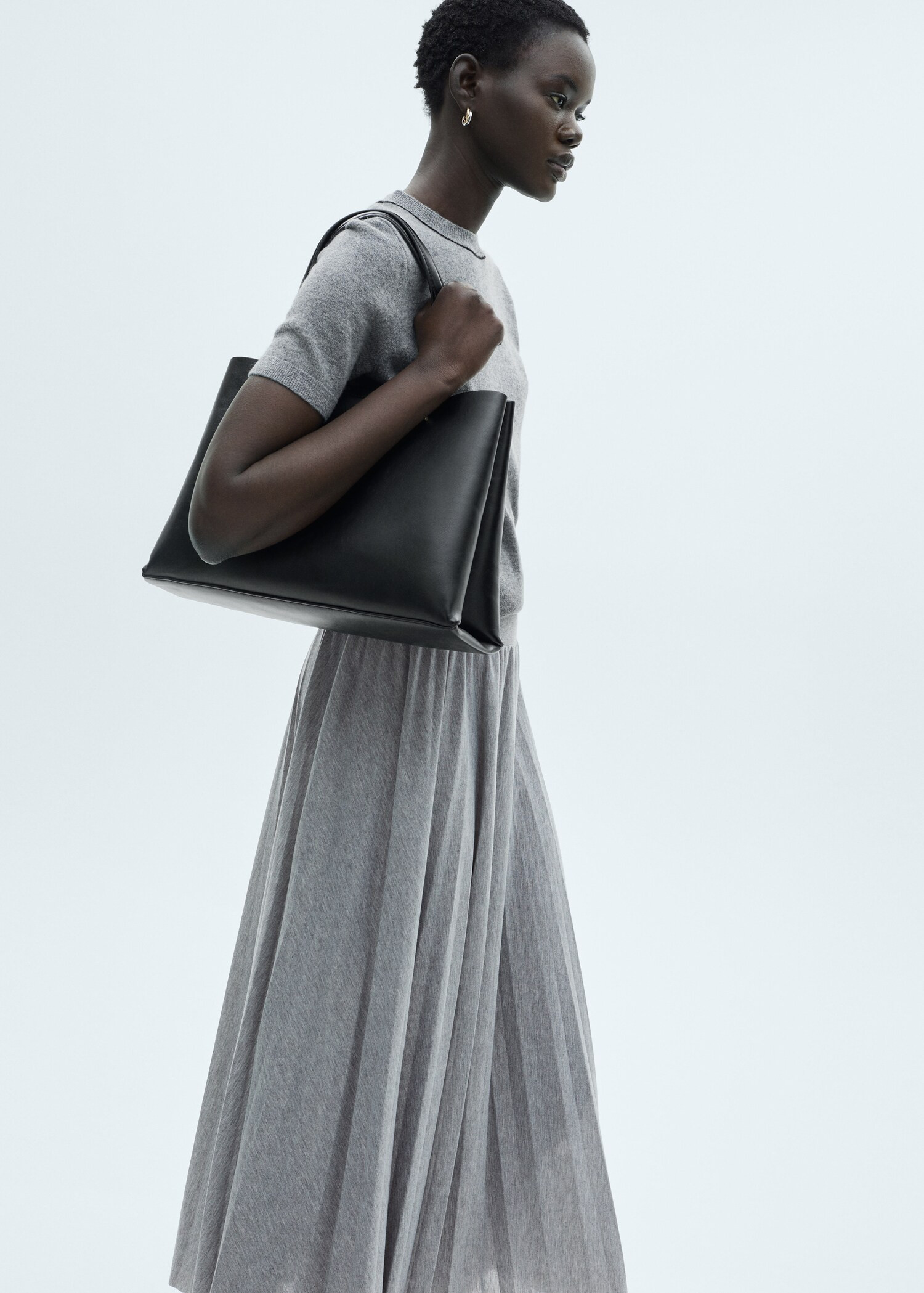 Pleated long skirt | MANGO (US)