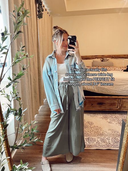 I’m wearing a a medium in the wide leg pants & a large in the denim top

Code: BLACKFRIDAY for 50% off 


Fall dress, fall outfits, thanksgiving, sweater dress, boots, family photos, tall fashion 