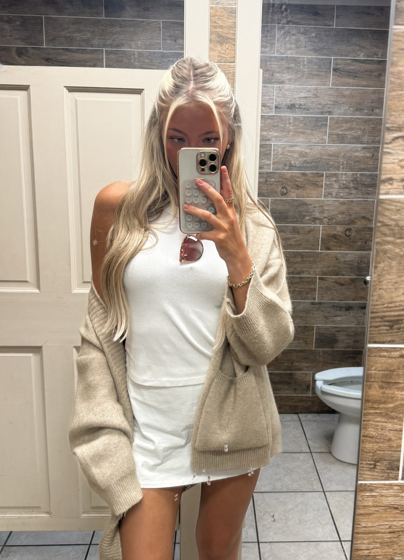 Casual/comfy outfit☺️
Top: size S 
Skirt: size 4
Cardigan: size L 

#LTKStyleTip #LTKFindsUnder50 #LTKBacktoSchool