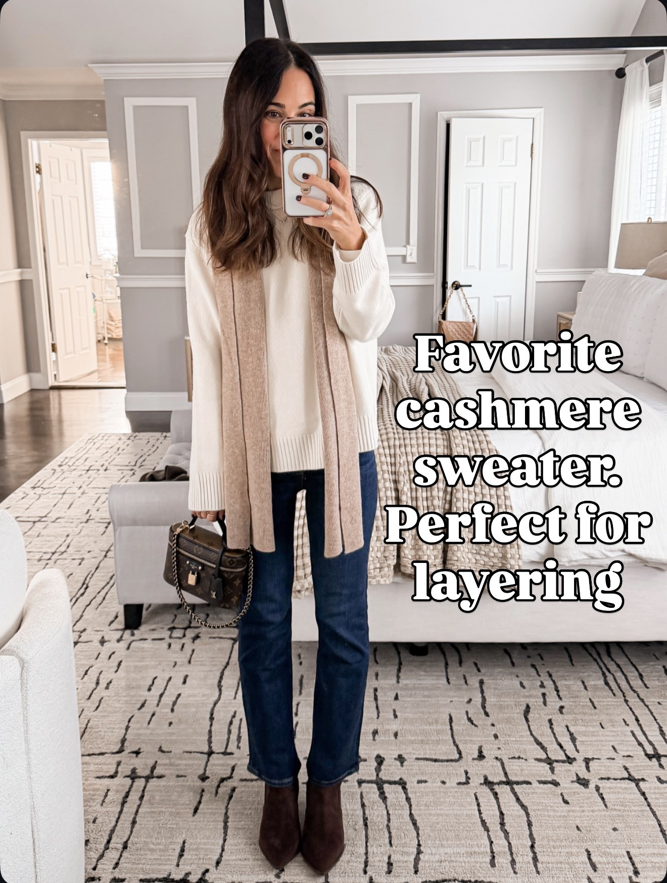 Favorite cashmere sweater that layers beautifully and never goes out of style 🤎 🔗⬇️

#LTKOver40 #LTKSeasonal #LTKHoliday