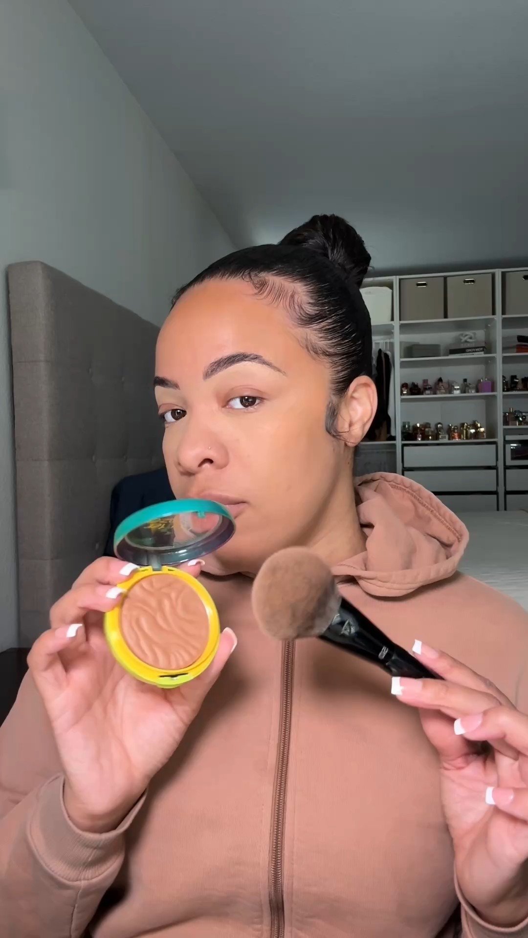 don’t forget the bronzer!!

#bronzer #makeup

#LTKgrwm