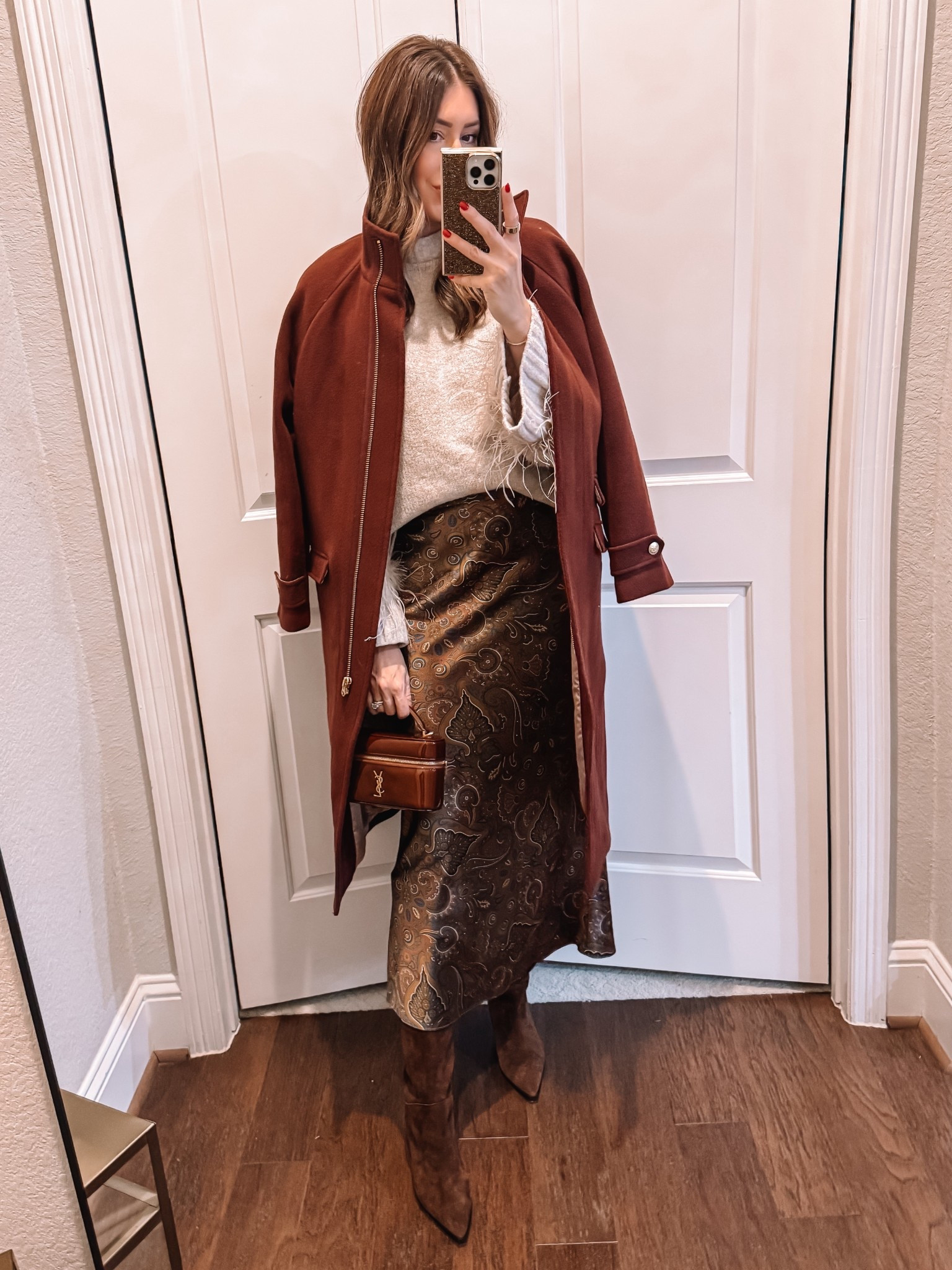 6 in coat
Small in sweater
Size 4 in skirt

#LTKootd